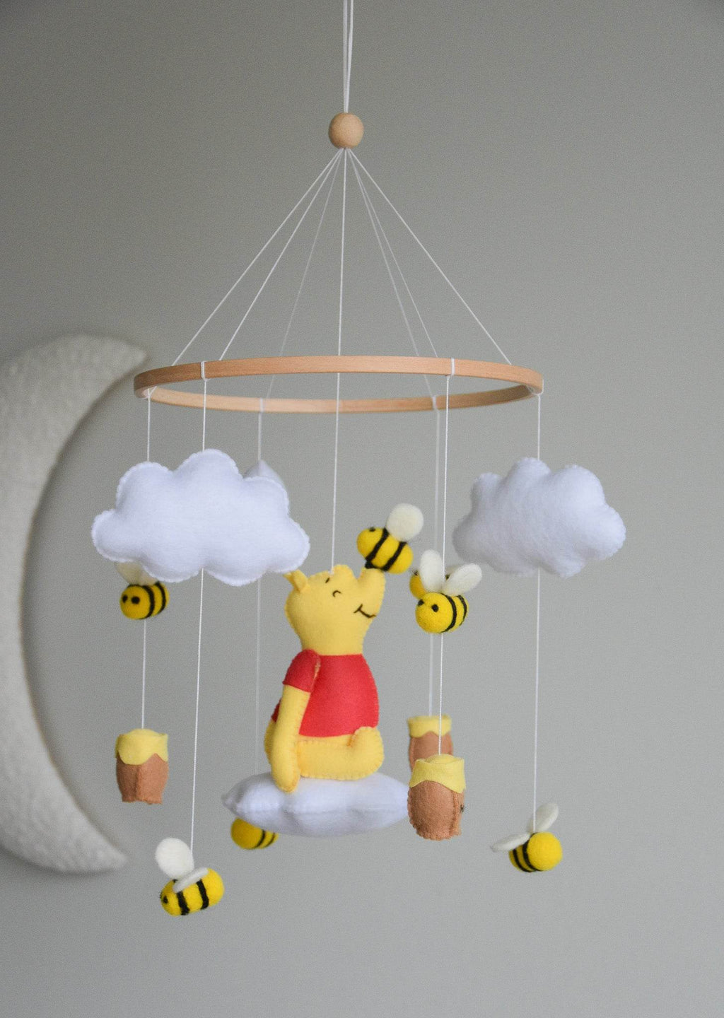 Winnie the Pooh-Themed Floral Baby crib Mobile - Minidreams Decor