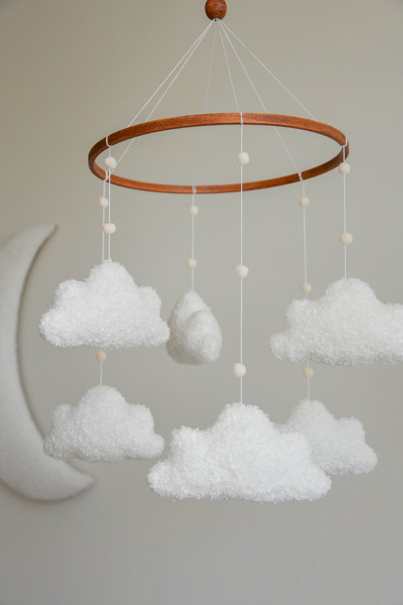 Boucle handmade clouds baby mobile - Minidreams Decor