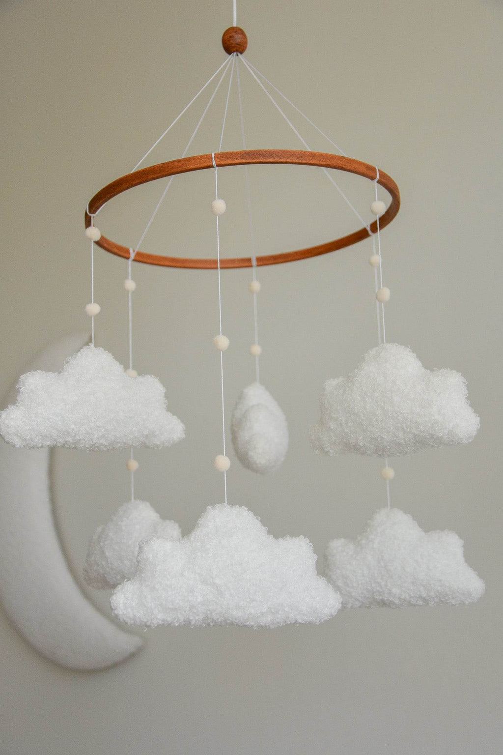 Boucle handmade clouds baby mobile - Minidreams Decor