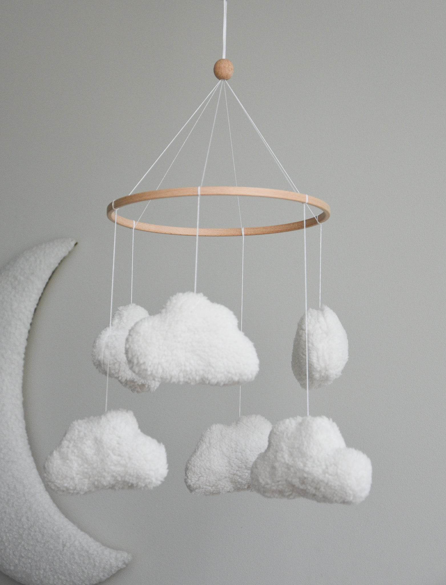 Teddy handmade clouds baby mobile - Minidreams Decor
