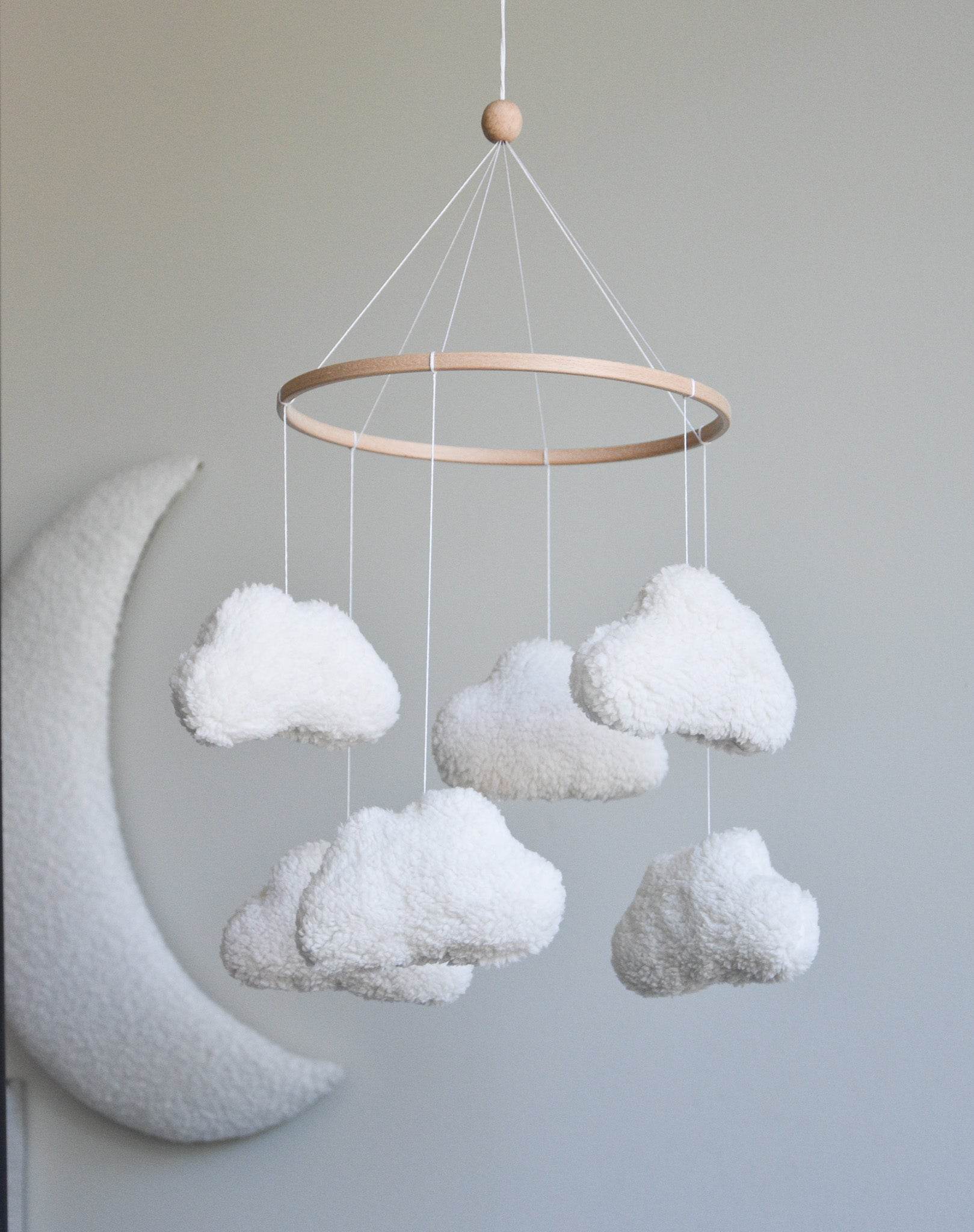 Teddy handmade clouds baby mobile - Minidreams Decor