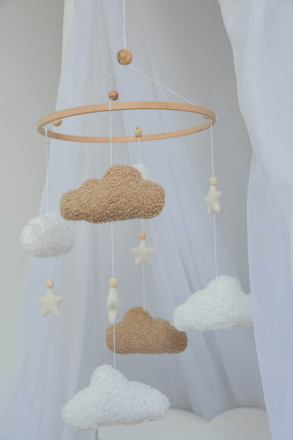 Boucle handmade clouds baby mobile - Minidreams Decor