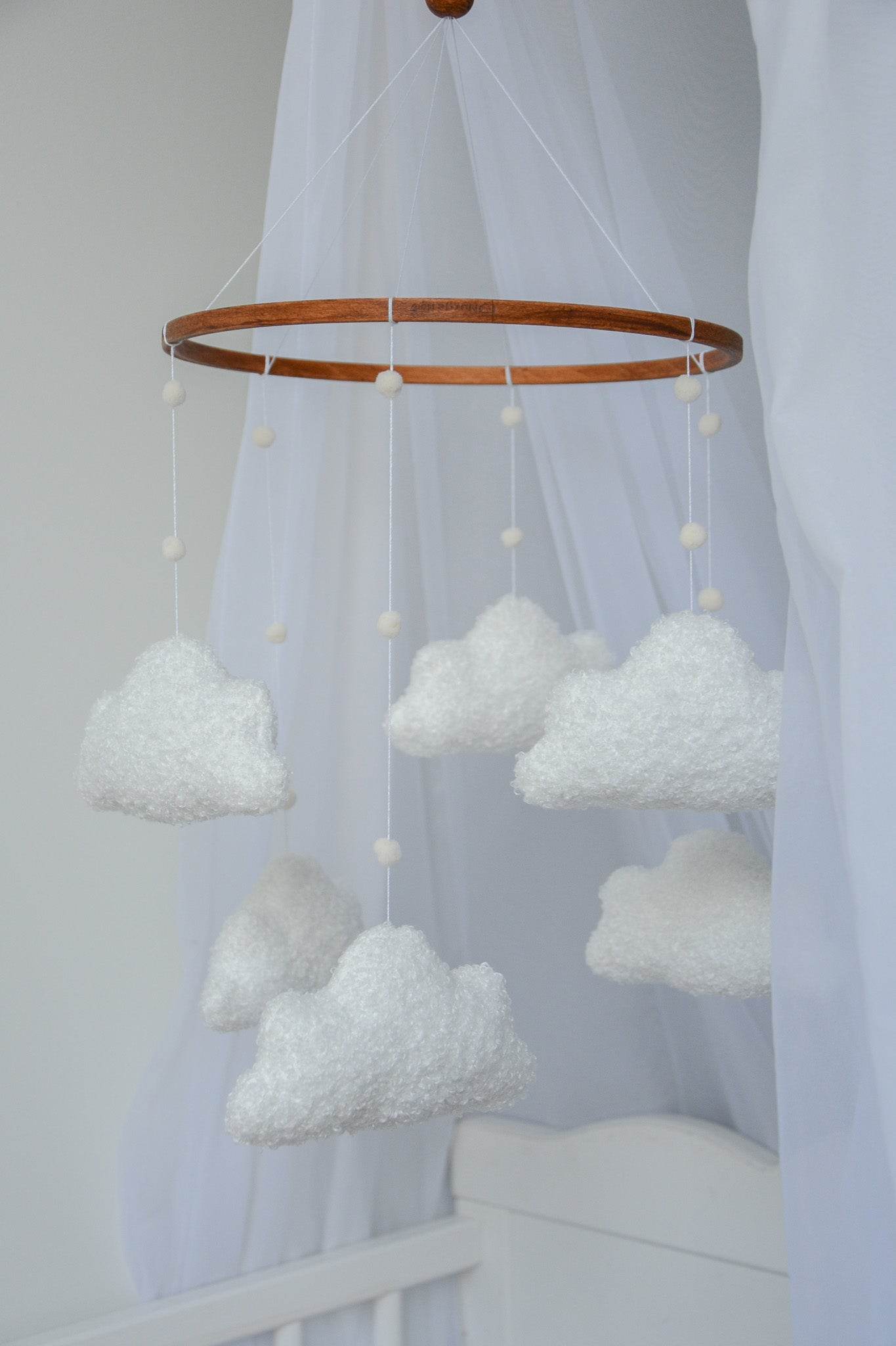Boucle handmade clouds baby mobile - Minidreams Decor