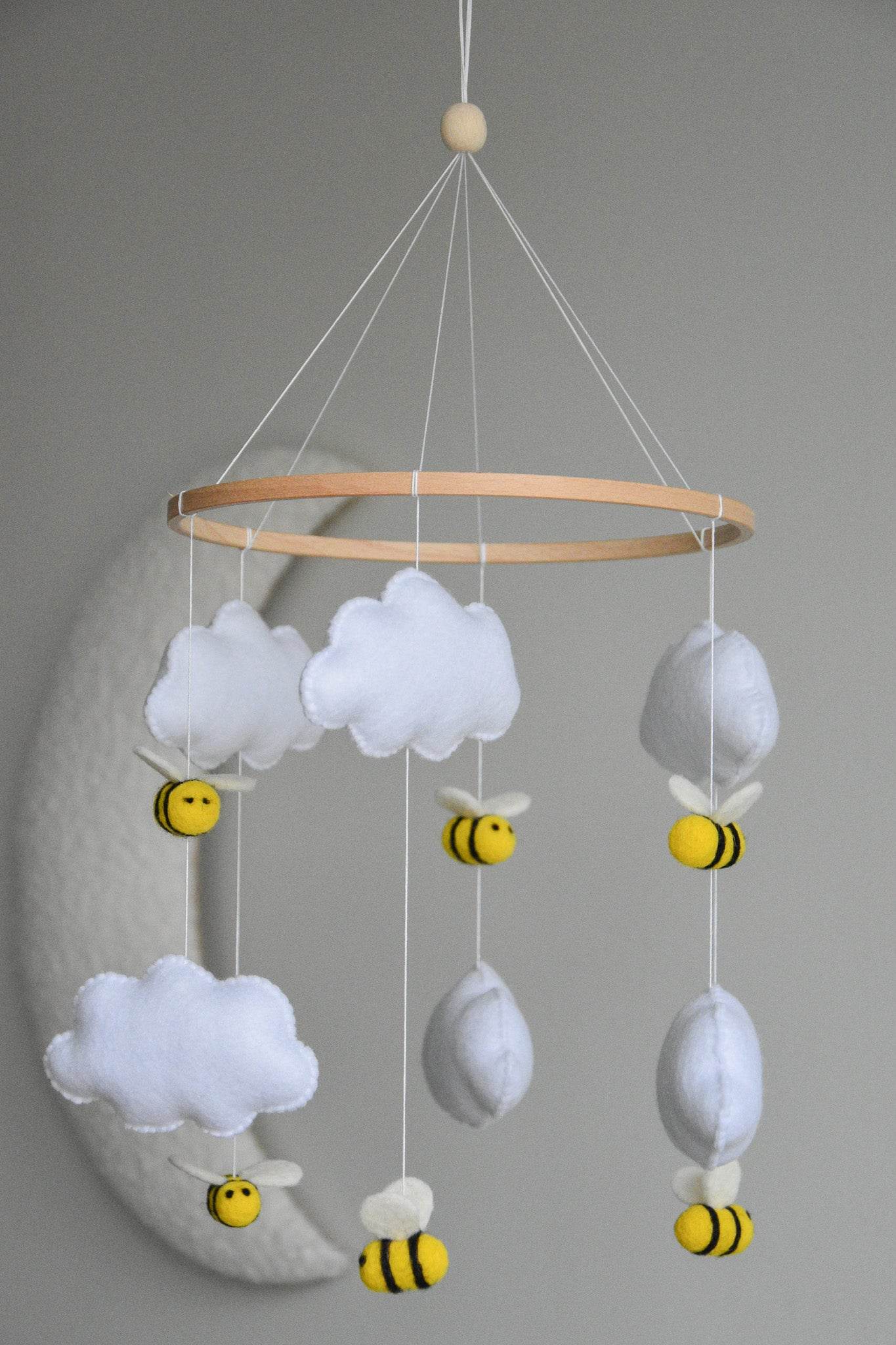 Bee-Themed Clouds Baby crib Mobile - Minidreams Decor