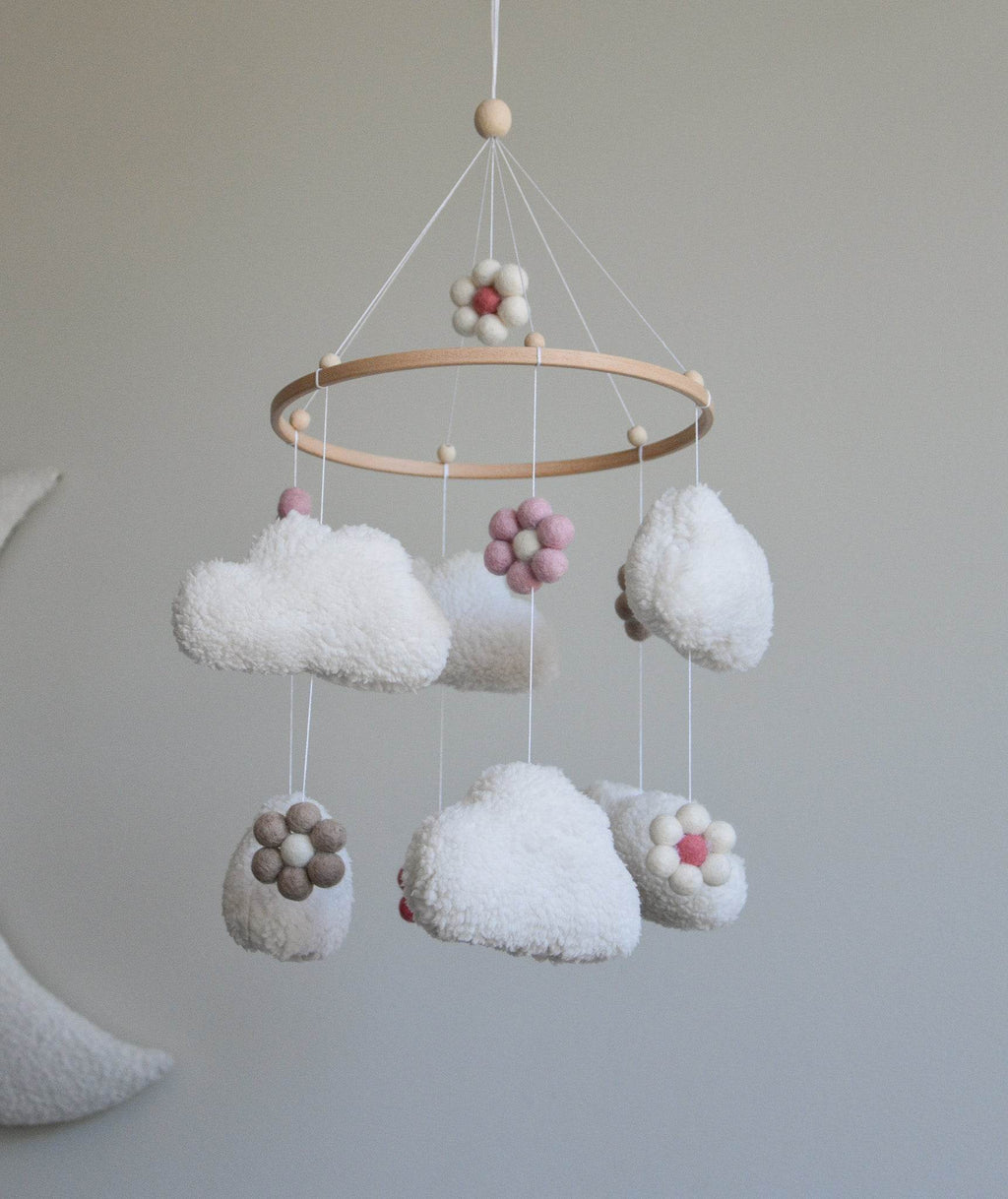 Teddy handmade clouds and daisy baby mobile - Minidreams Decor
