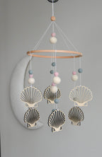Seashell baby nursery mobile - Minidreams Decor