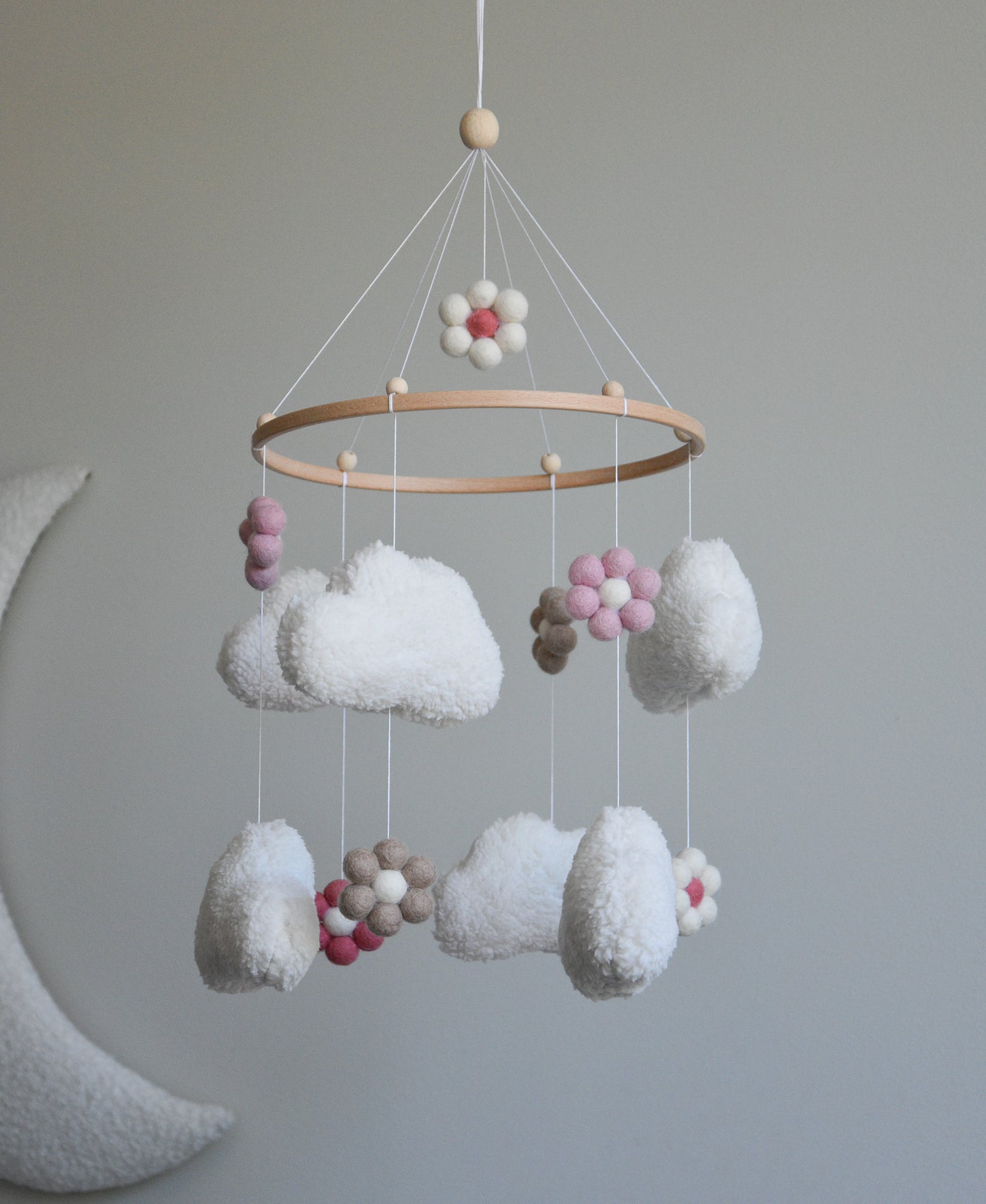 Teddy handmade clouds and daisy baby mobile