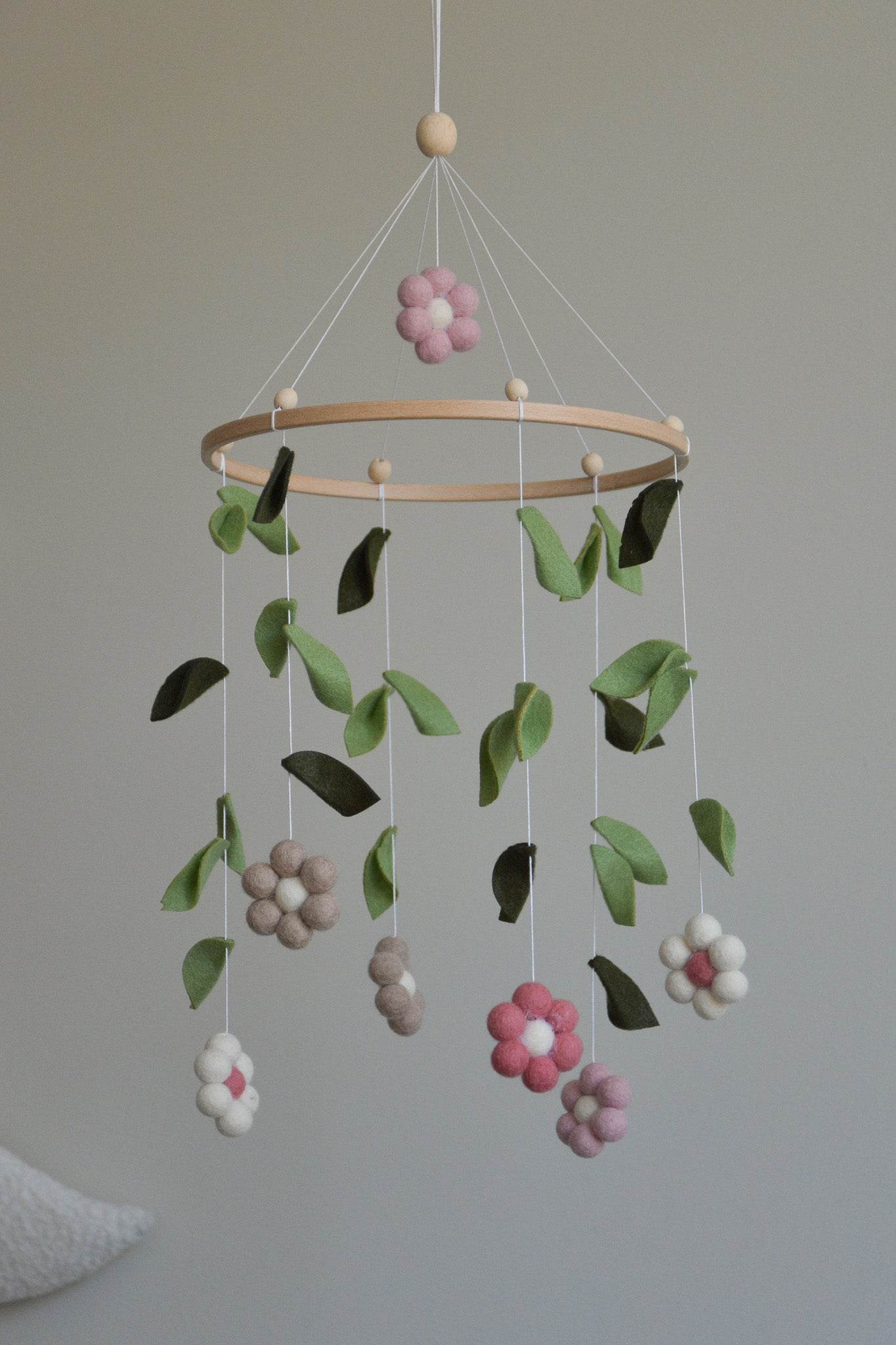 Forest style floral flowers baby crib mobile - Minidreams Decor