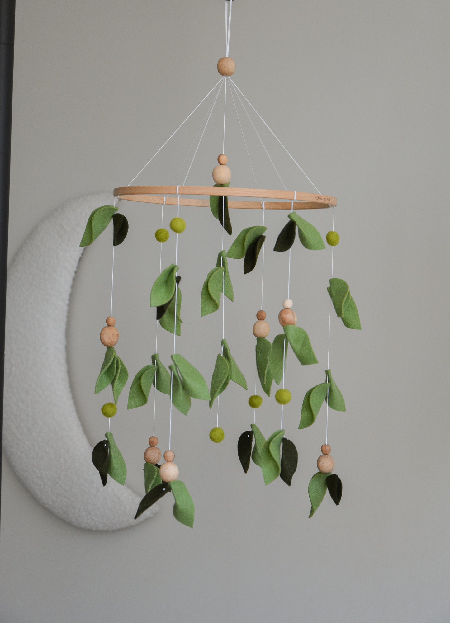 Forest style floral mobile with leaves and wooden pearls