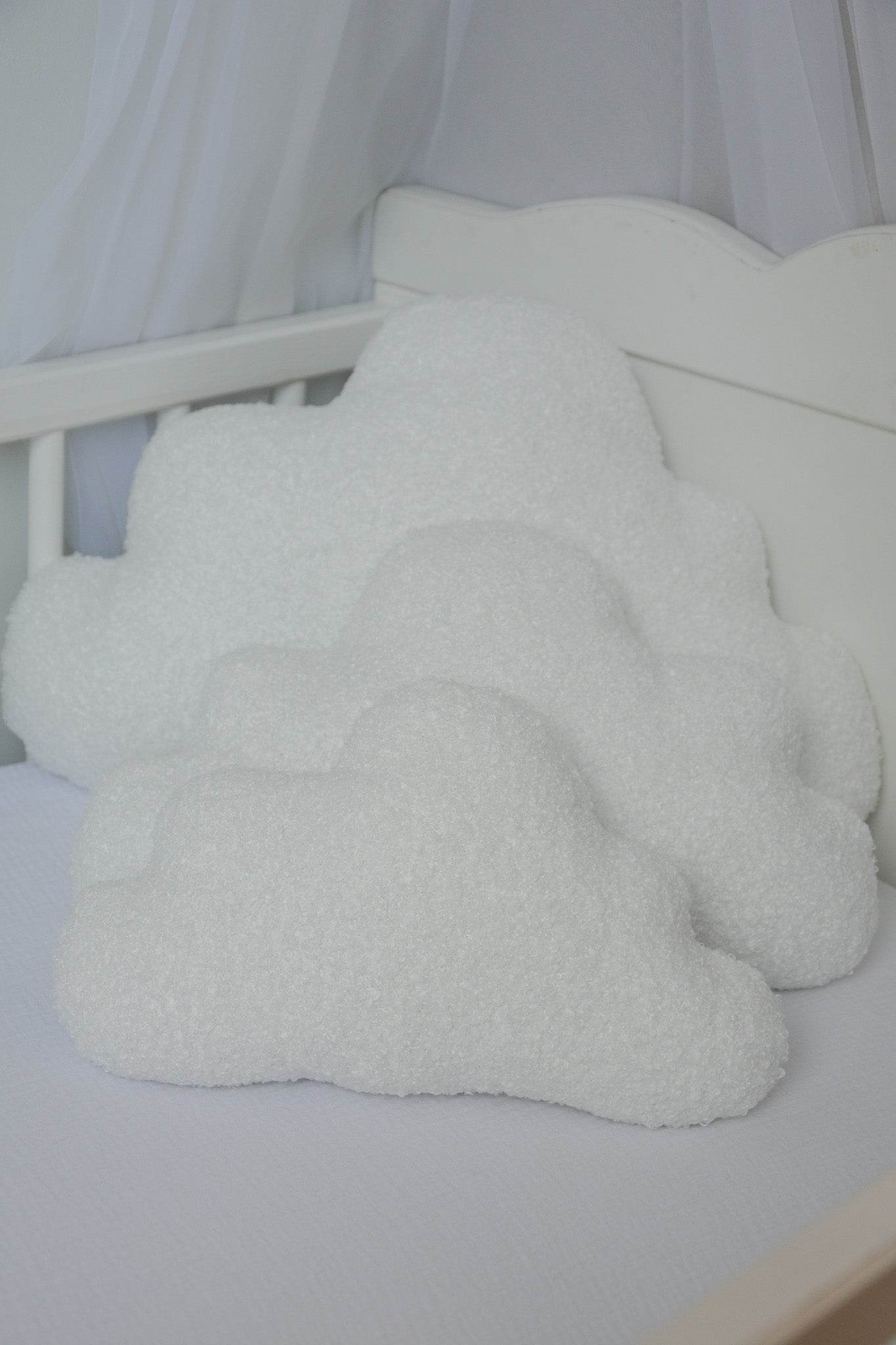 Boucle cloud pillows - Minidreams Decor