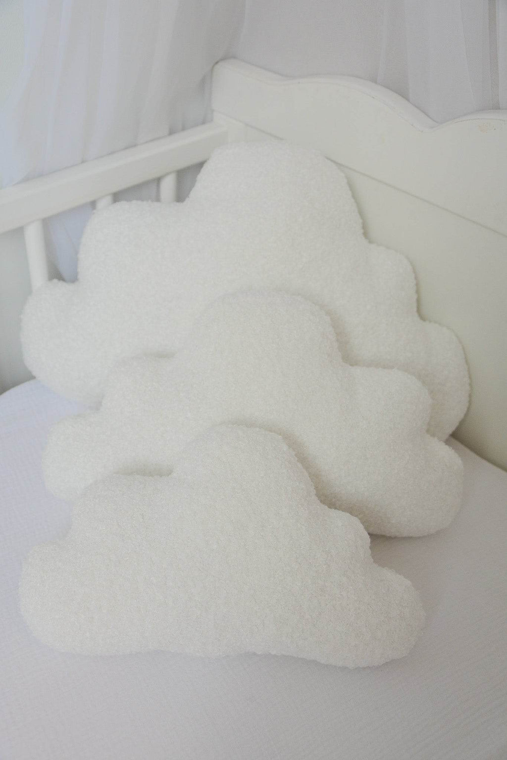 Boucle cloud pillows - Minidreams Decor