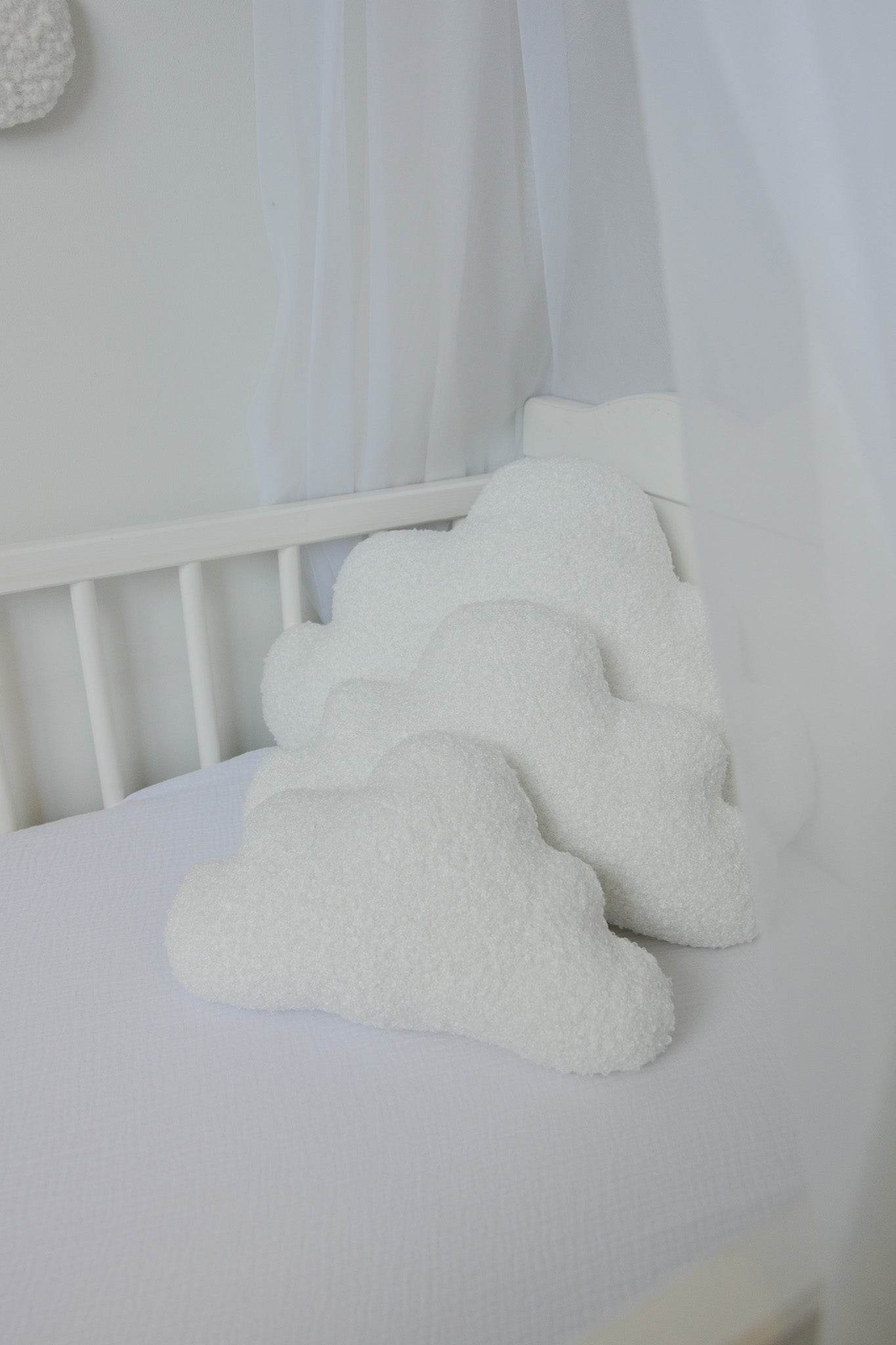 Boucle cloud pillows - Minidreams Decor