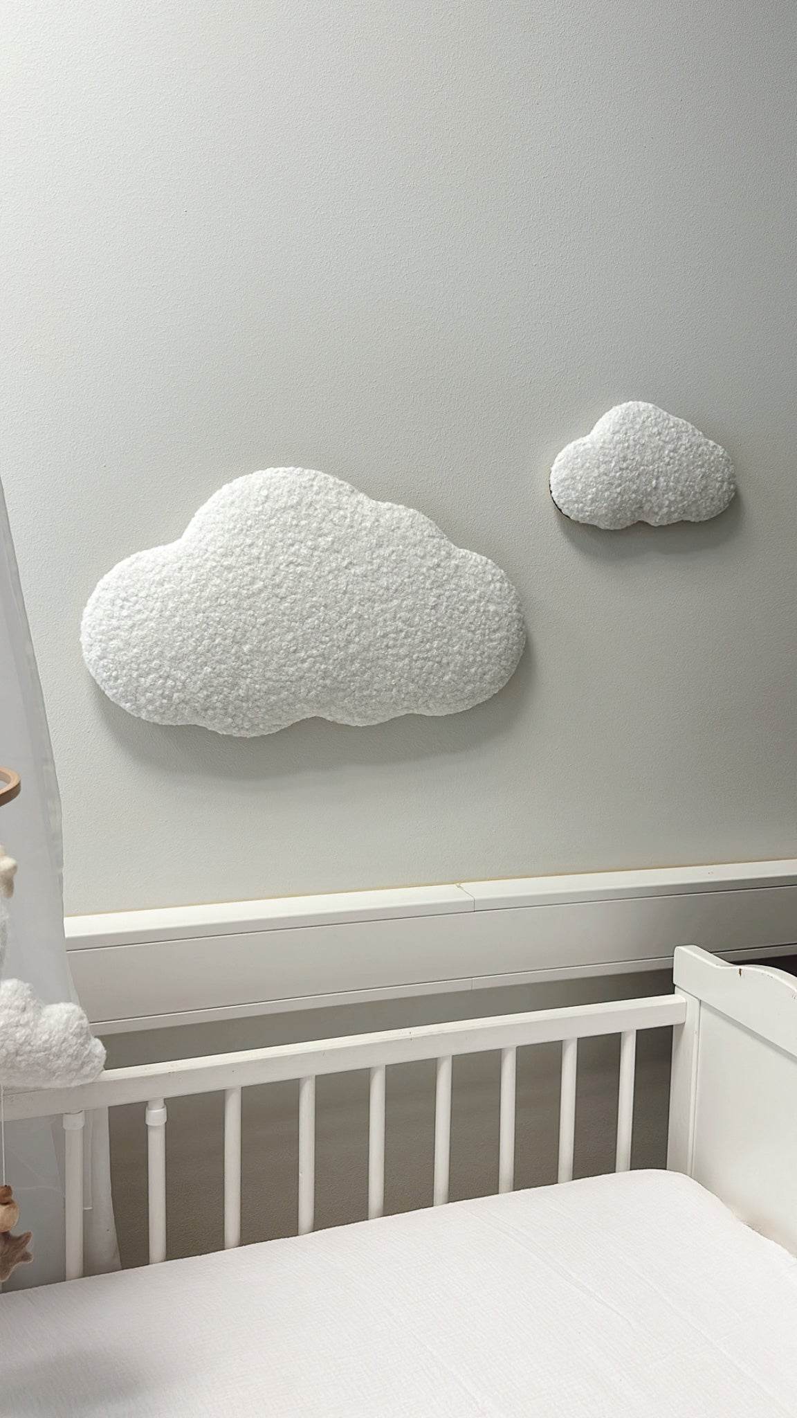 Boucle cloud wall decor - Minidreams Decor