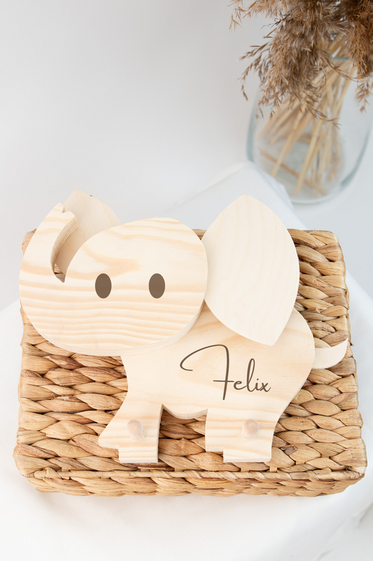 Personalizable wooden kids clothes hanger