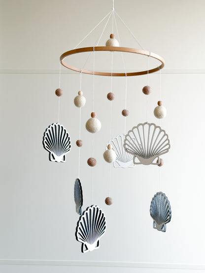 Seashell baby nursery mobile