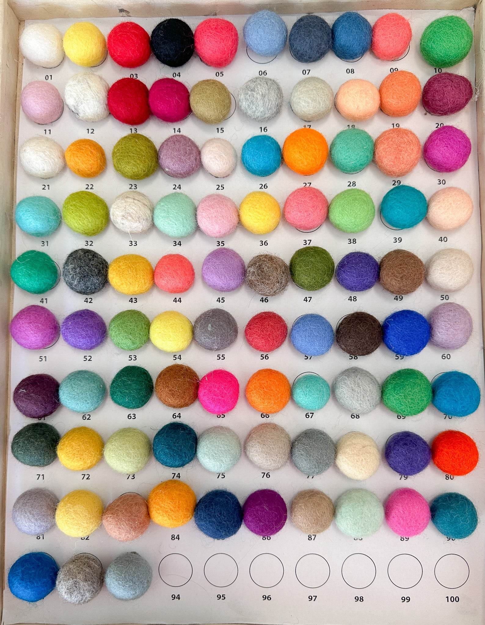 30mm/3cm 100% Wool Felt Beads - Minidreams Decor