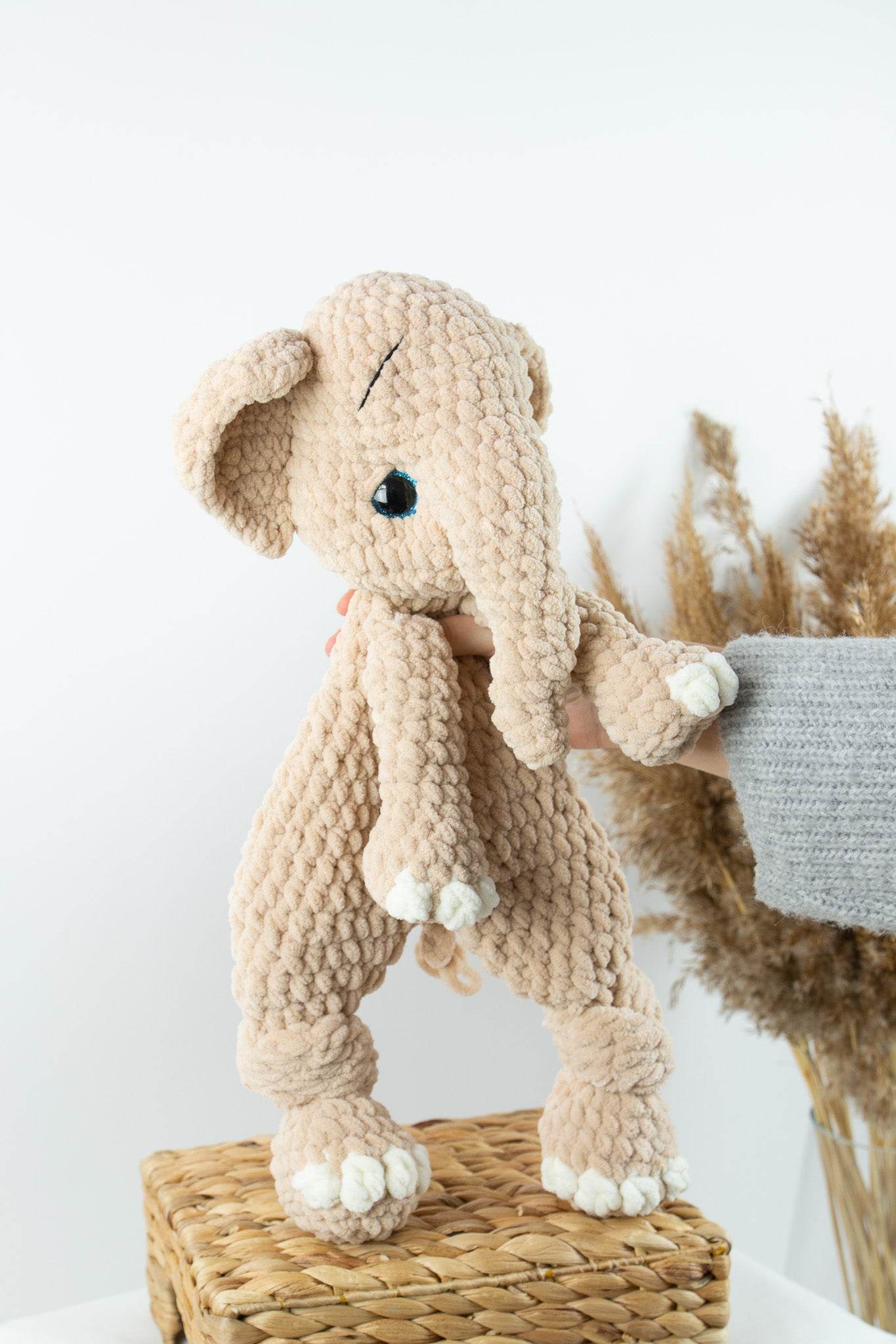 Elephant baby comforter - Minidreams Decor