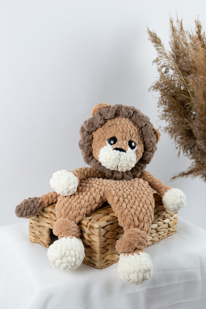 Lion baby crochet comforter