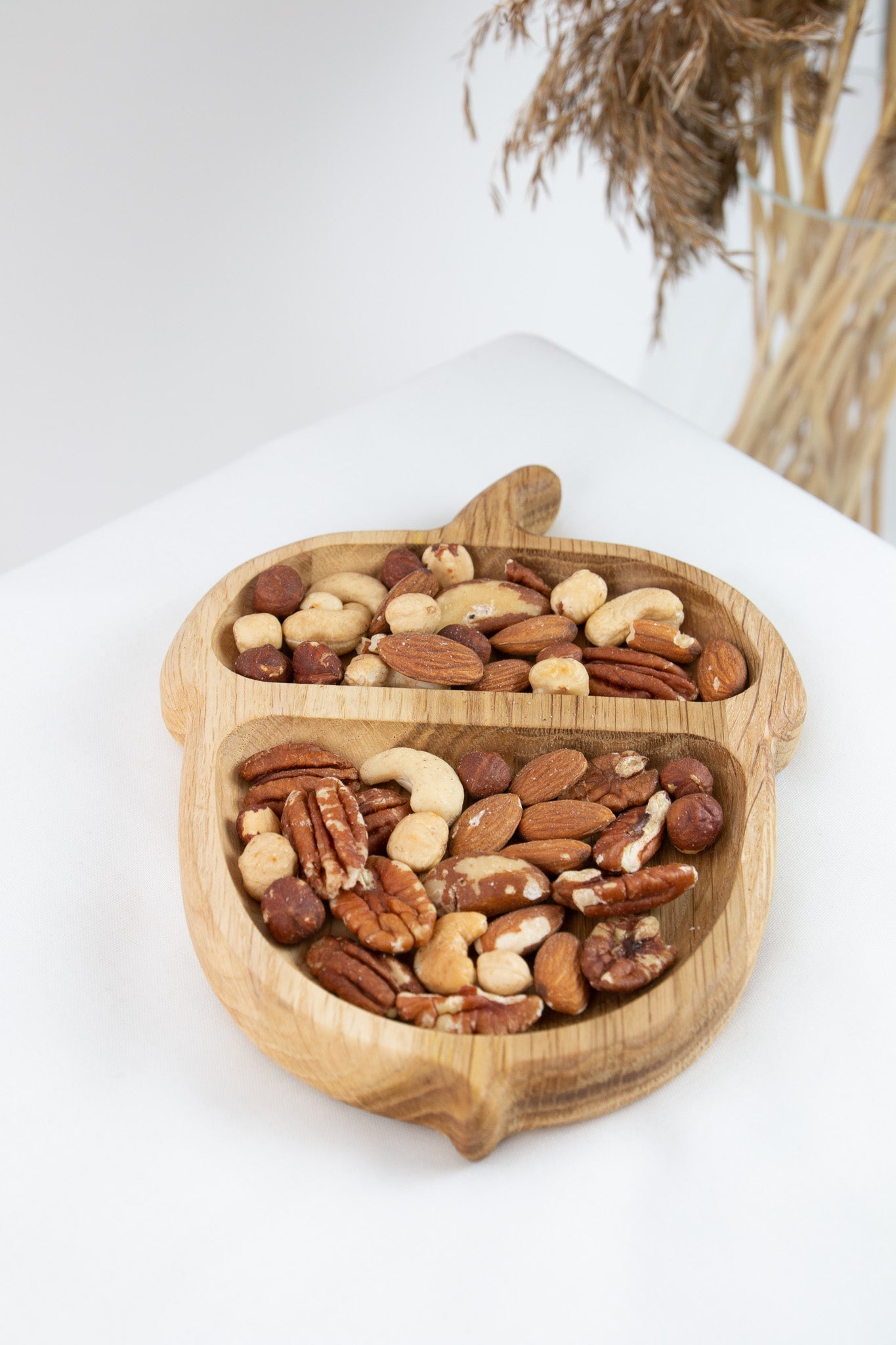 Nut shaped snack plate