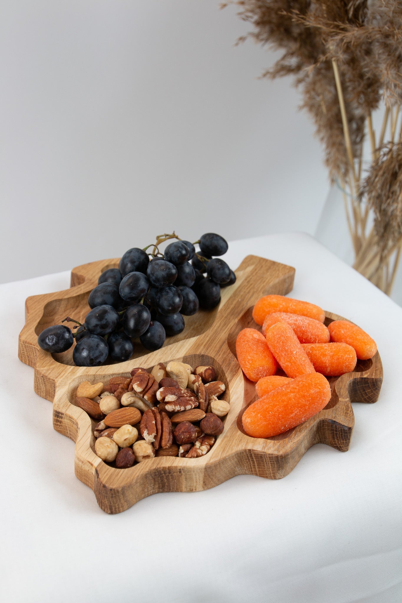 Leaf shape Snack plate