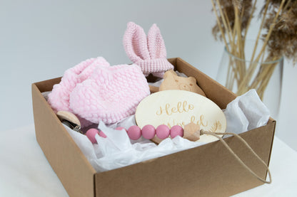 Gift box with newborn socks