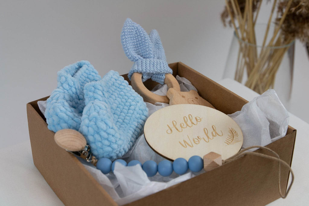 Gift box with newborn socks - Minidreams Decor