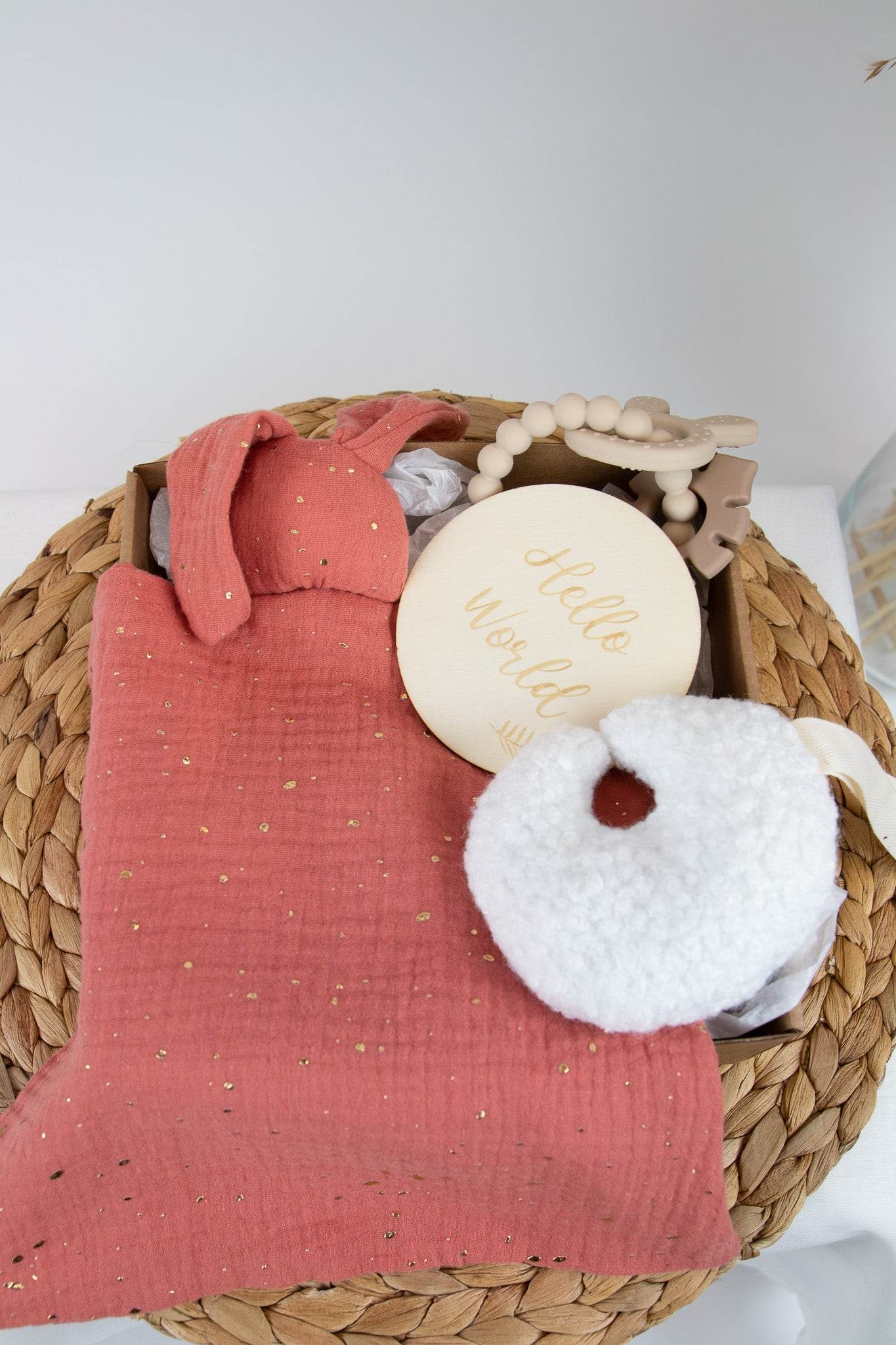 Gift box with Muslin bunny - Minidreams Decor