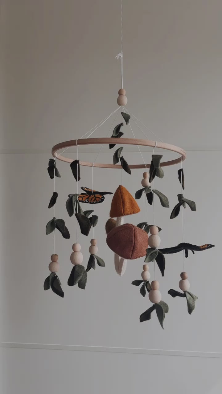 Forest Style Mobile with Mushrooms and Leaves for Nature-Inspired Decor