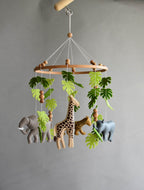 Safari mobile with giraffe, hippo, cheetah, elephant and wooden pearls - Minidreams Decor