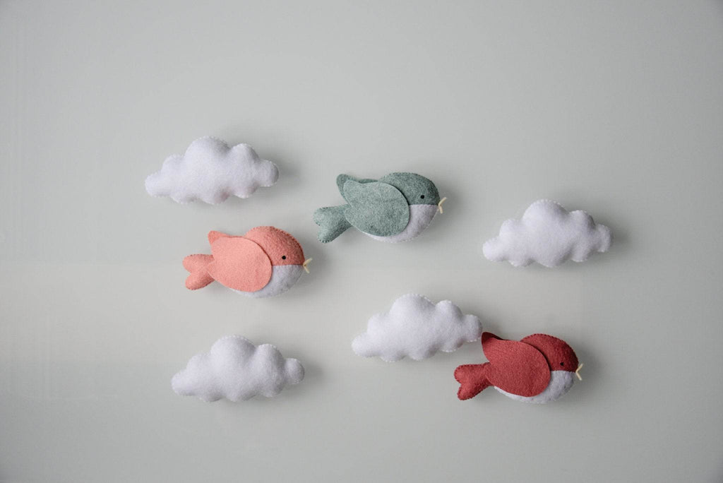 Wall nursery garland with clouds and birds - Minidreams Decor