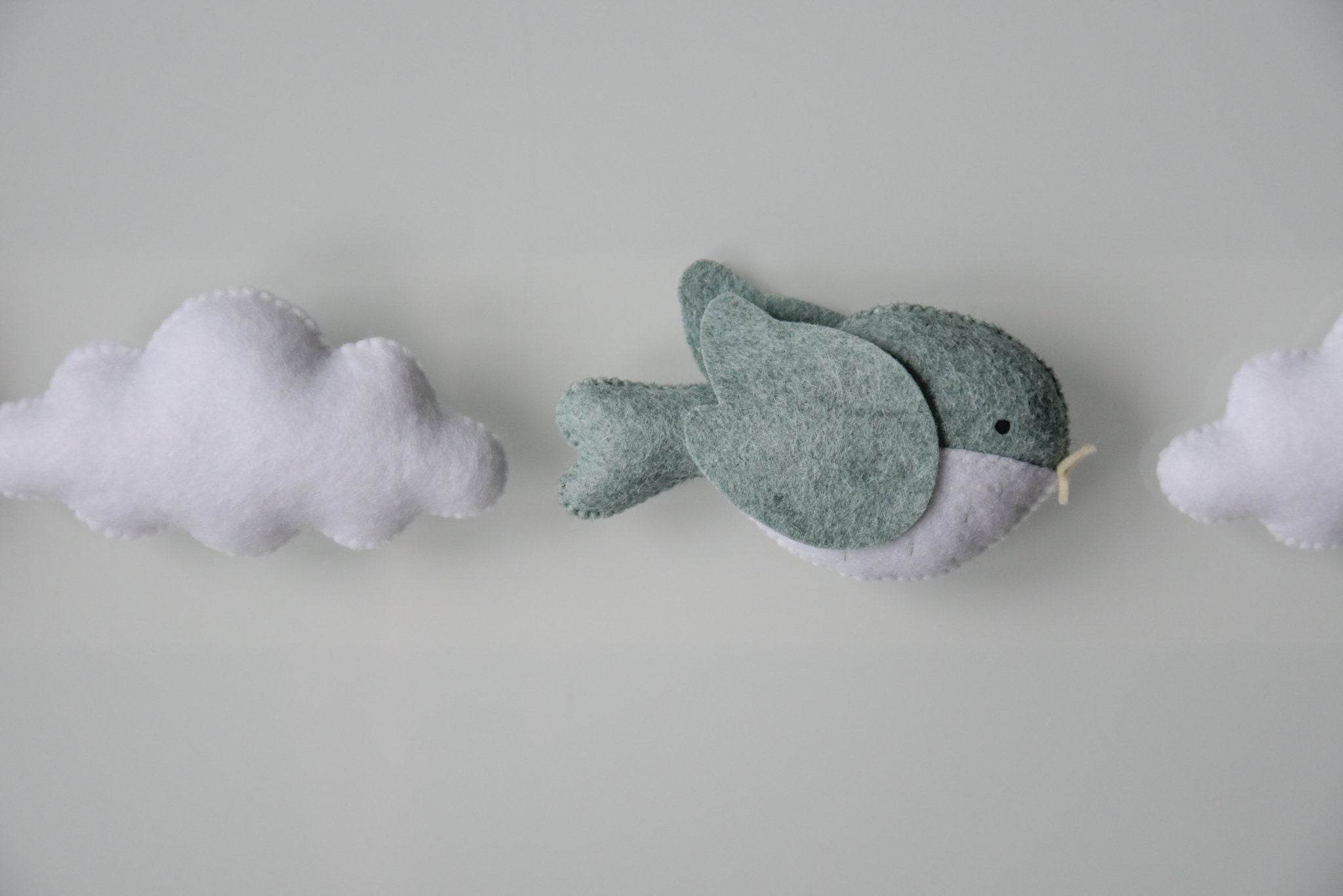 Wall nursery garland with clouds and birds - Minidreams Decor