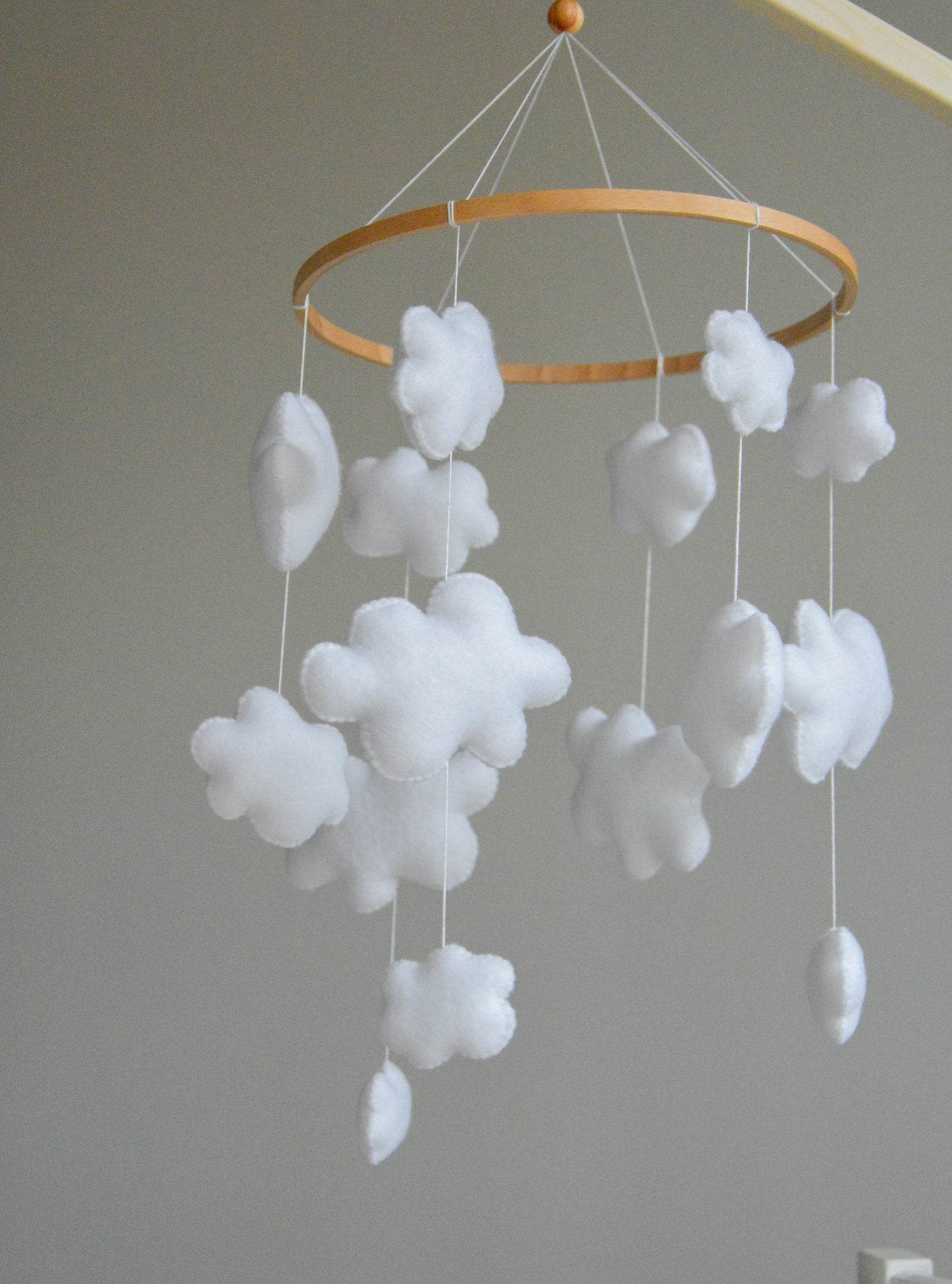 Minimalist clouds mobile - Minidreams Decor
