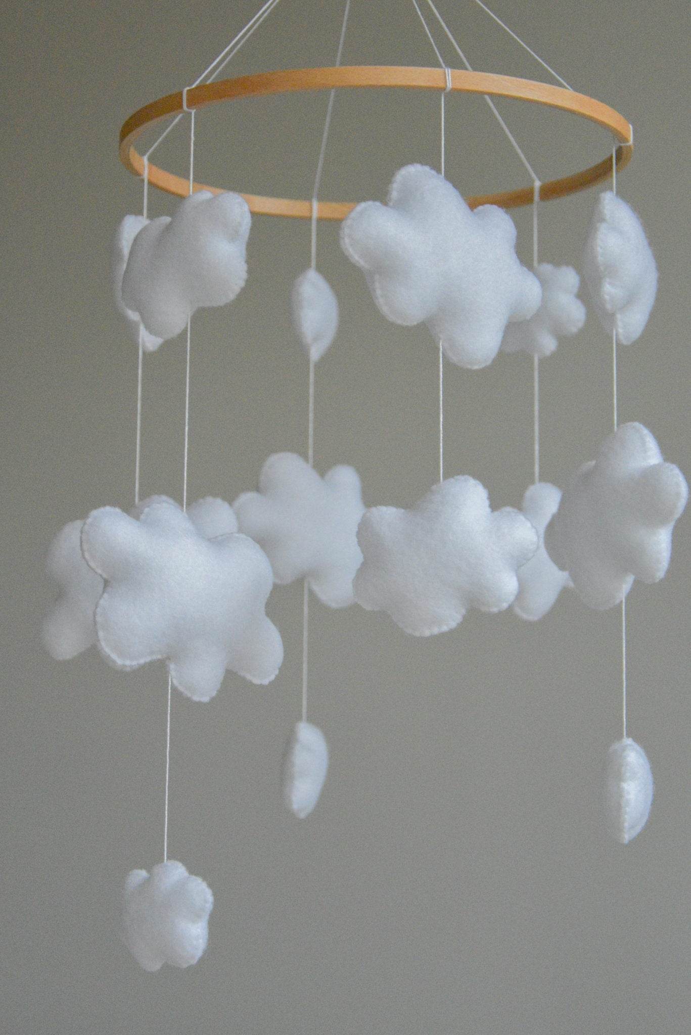 Minimalist clouds mobile - Minidreams Decor