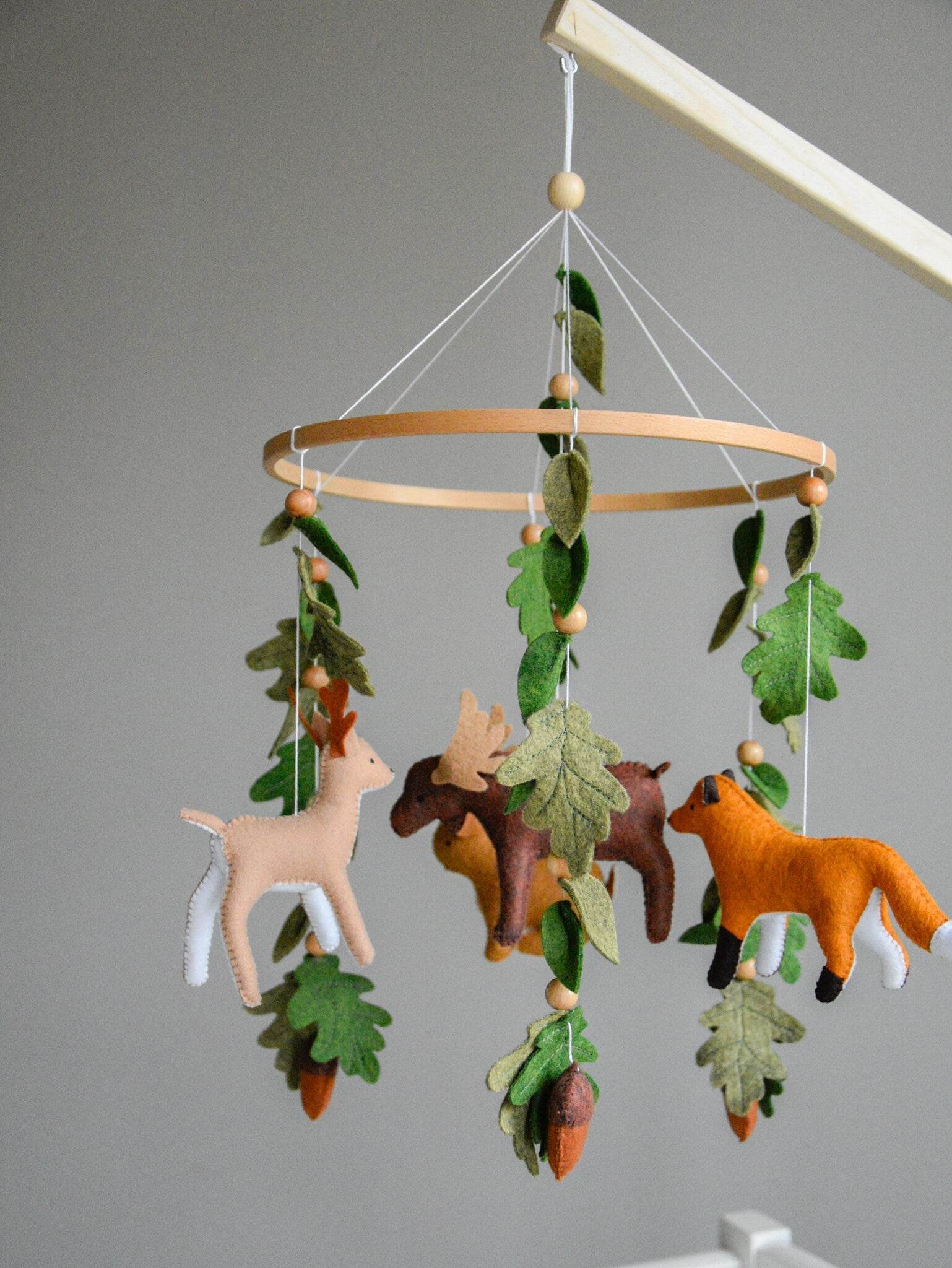 Woodland mobile with fox, reindeer, moose, bunny and leaves - Minidreams Decor