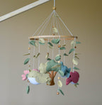 Woodland birds mobile with tree and leaves - Minidreams Decor