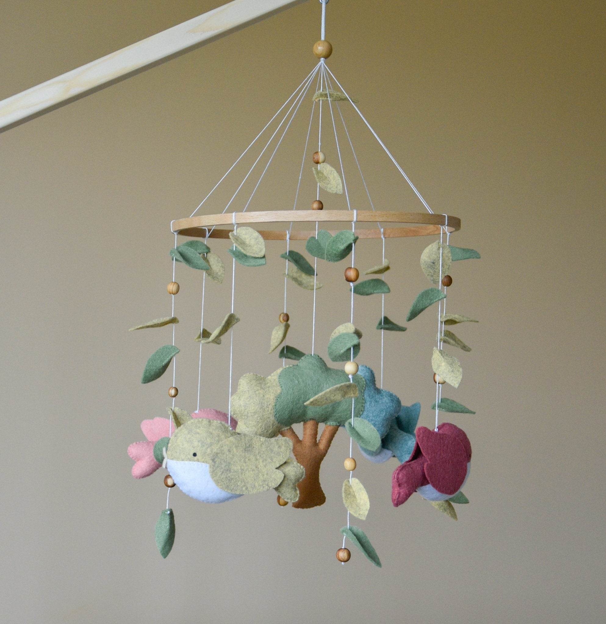 Woodland birds mobile with tree and leaves - Minidreams Decor