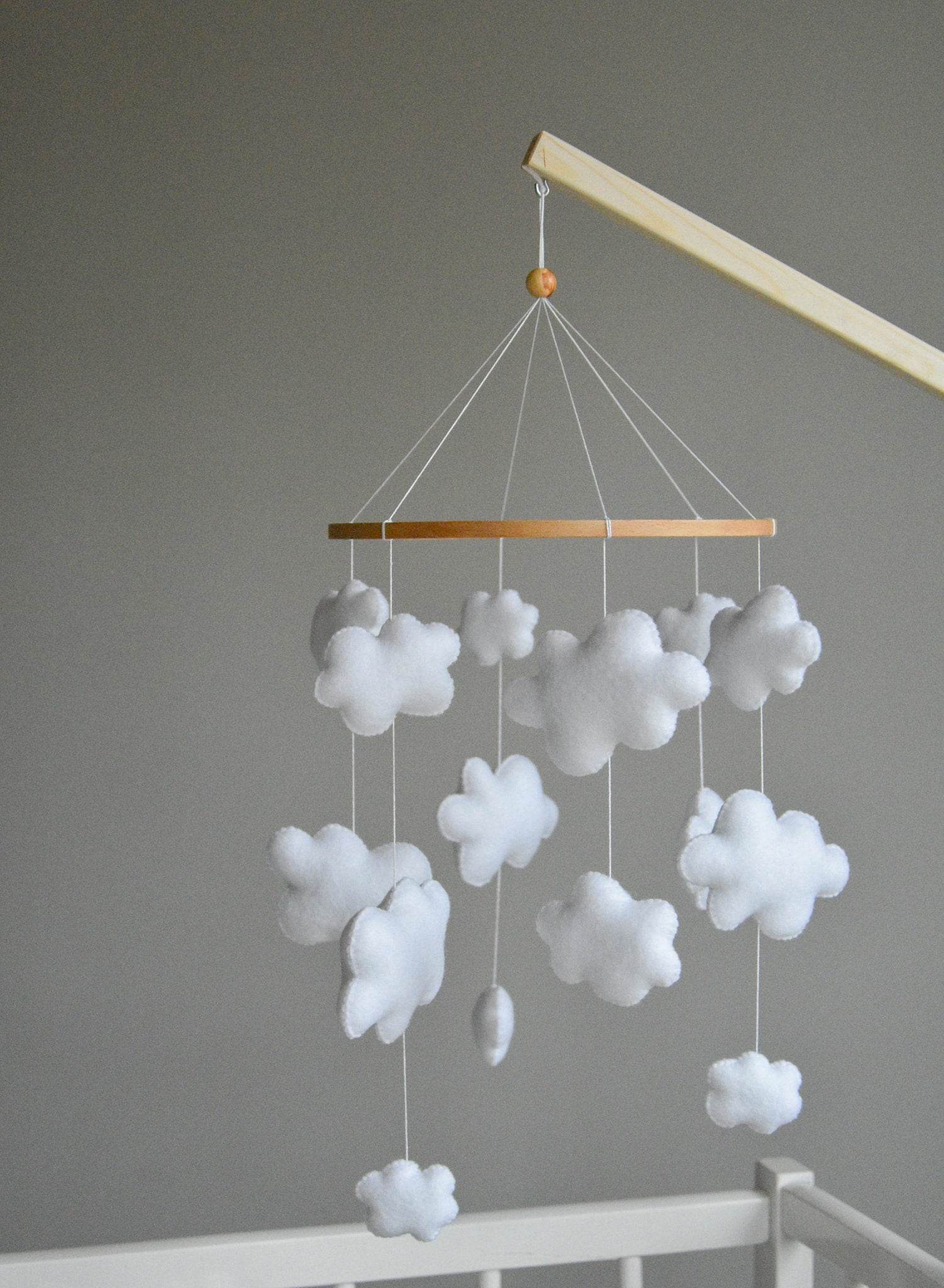 Minimalist clouds mobile - Minidreams Decor