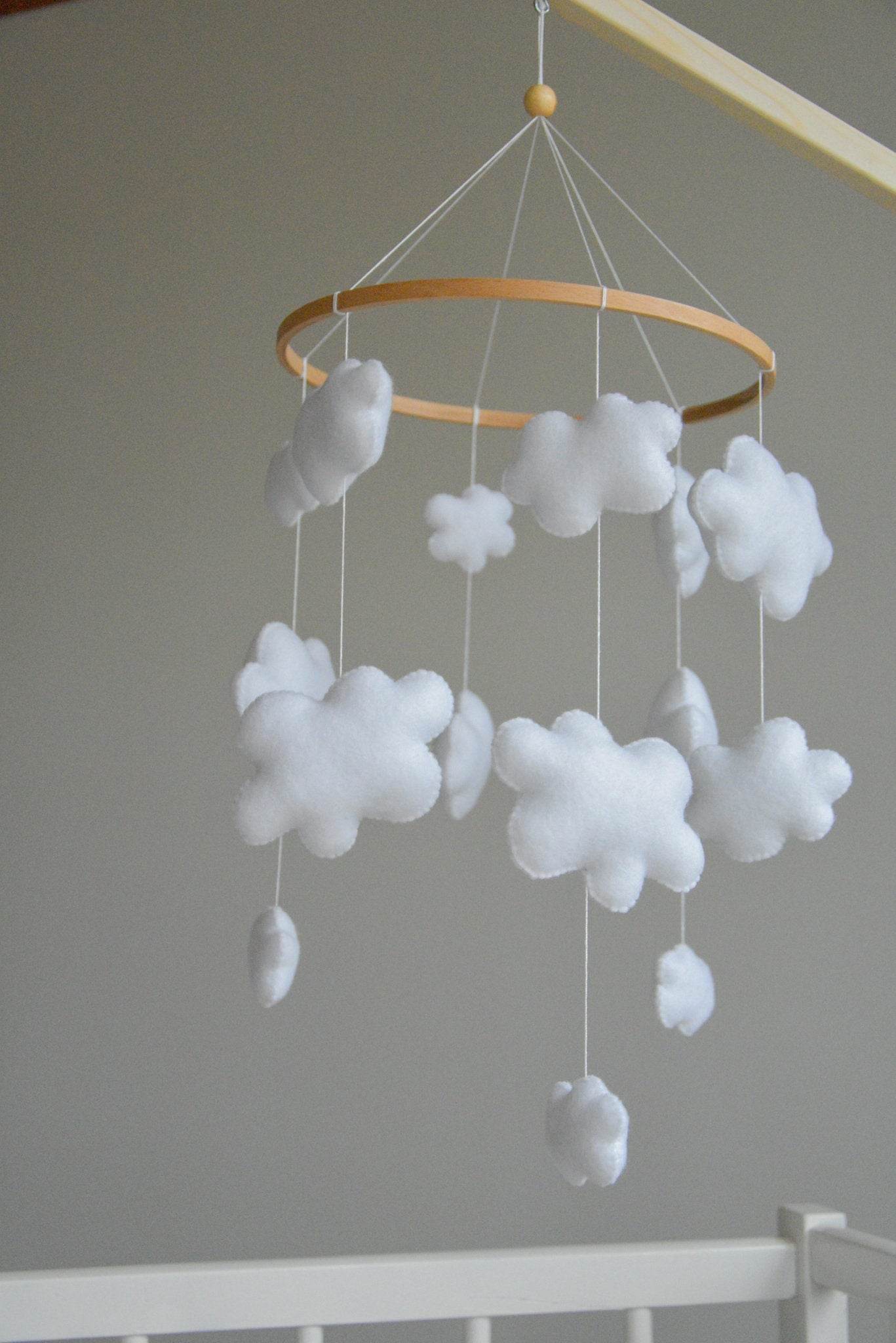 Minimalist clouds mobile - Minidreams Decor