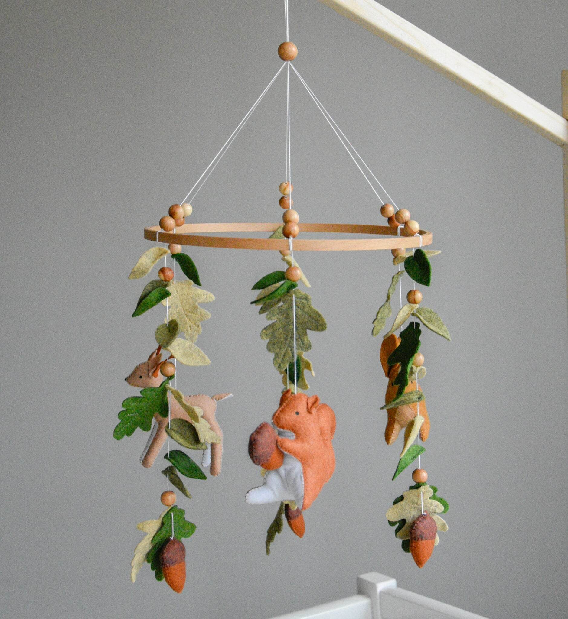 Woodland mobile with forest animals - Minidreams Decor