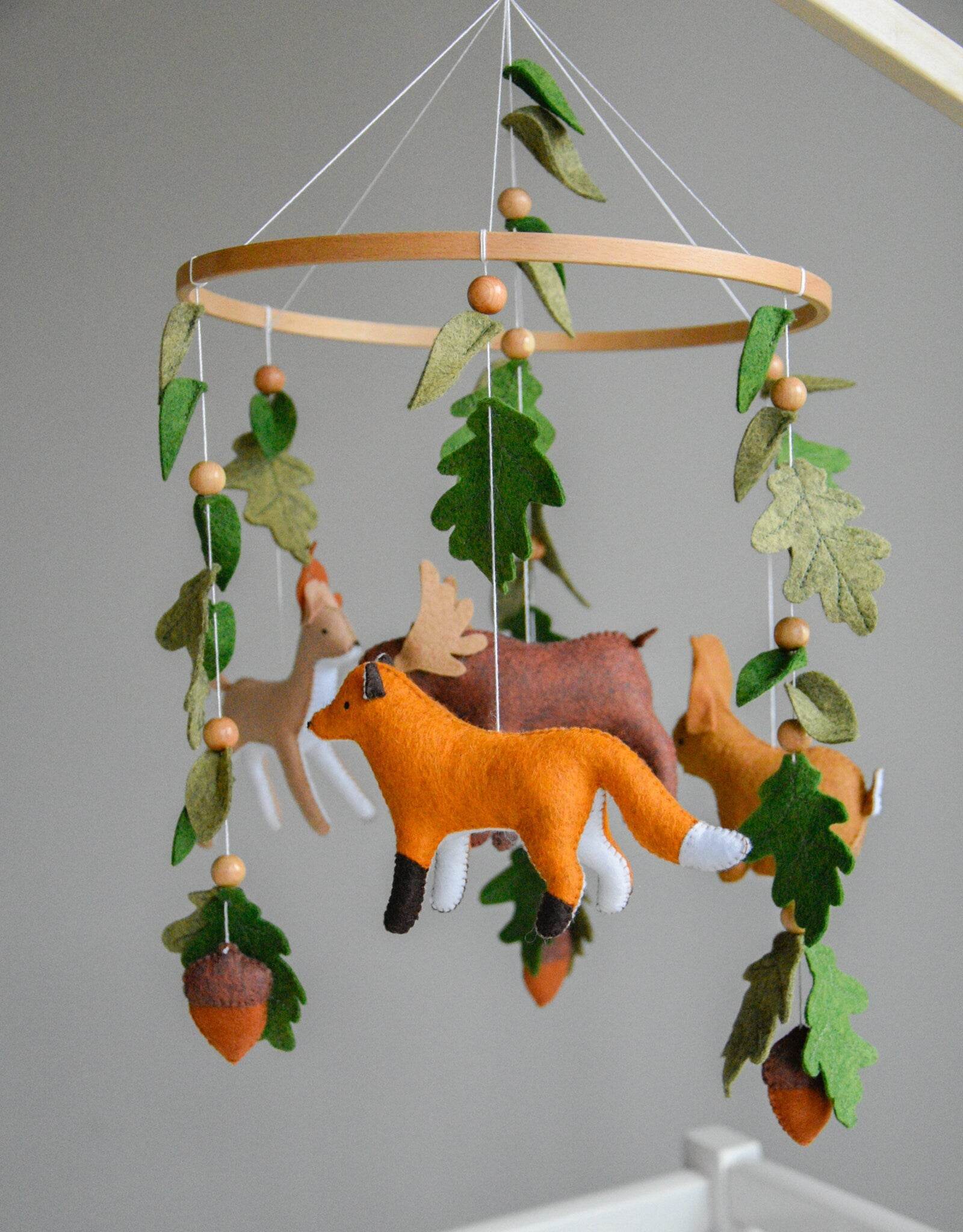 Woodland mobile with fox, reindeer, moose, bunny and leaves - Minidreams Decor