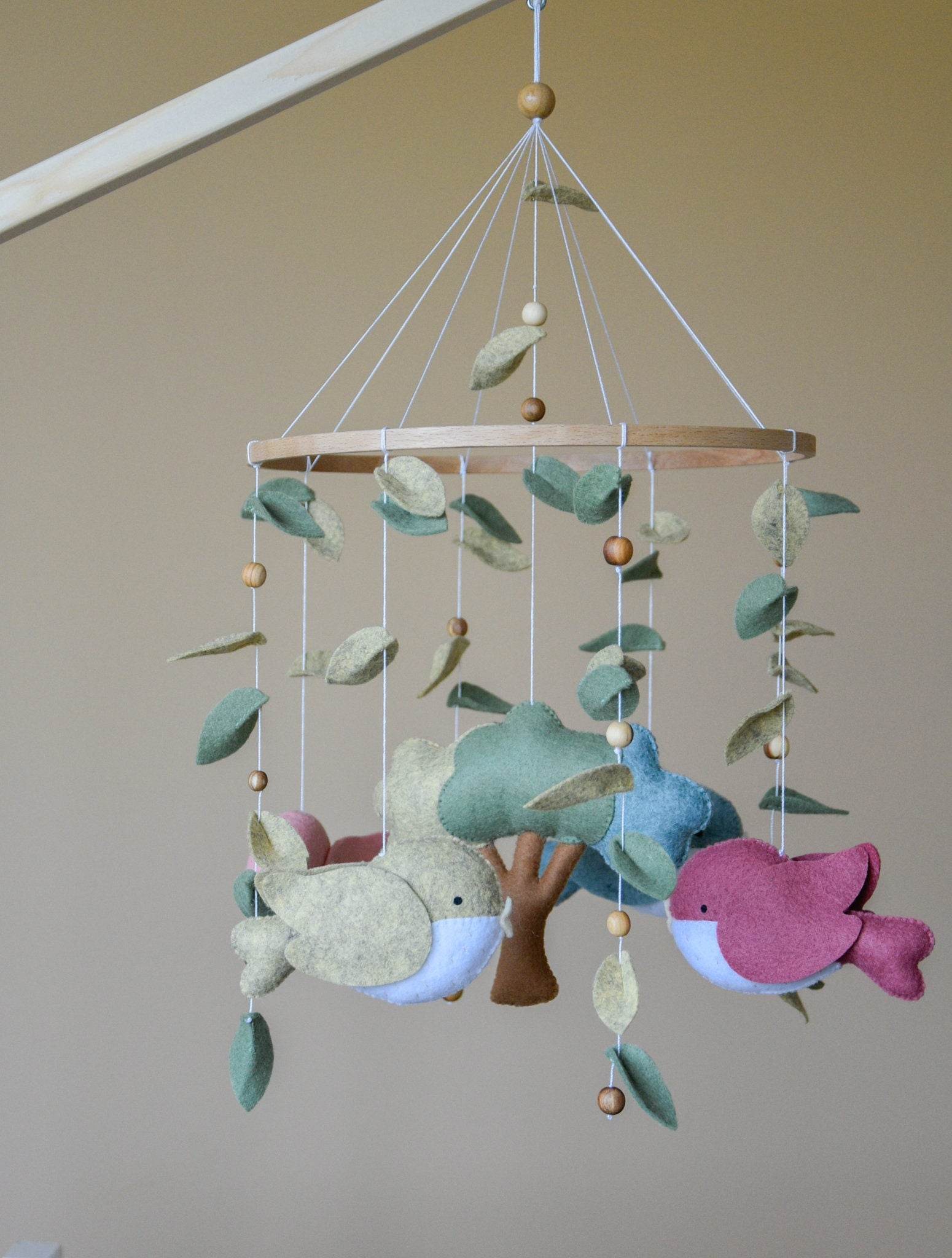 Woodland birds mobile with tree and leaves - Minidreams Decor