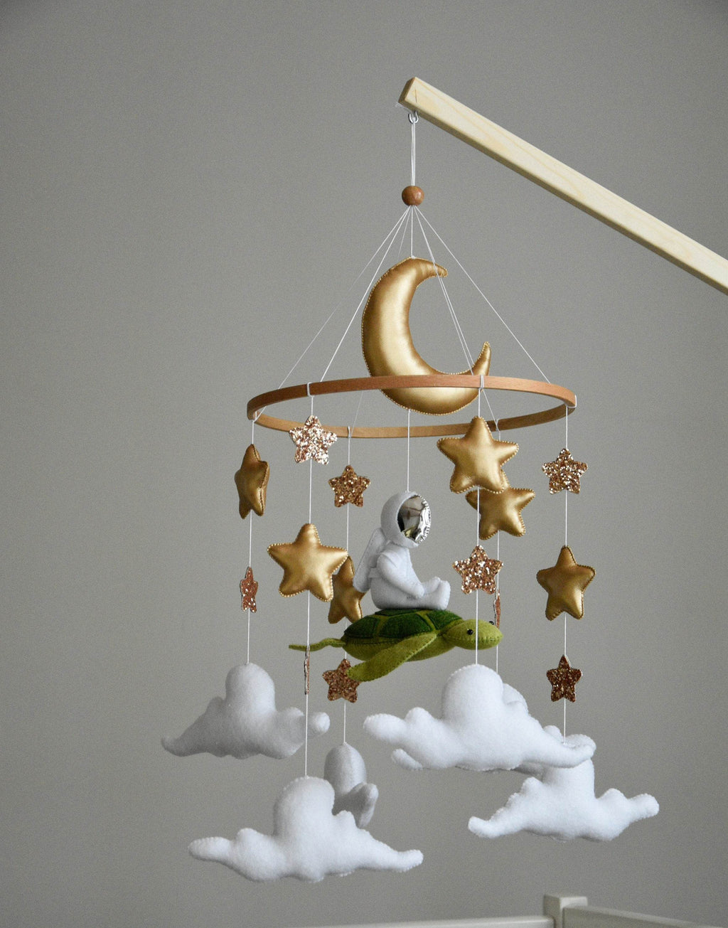Mobile with astronaut, golden stars and moon, space style - Minidreams Decor