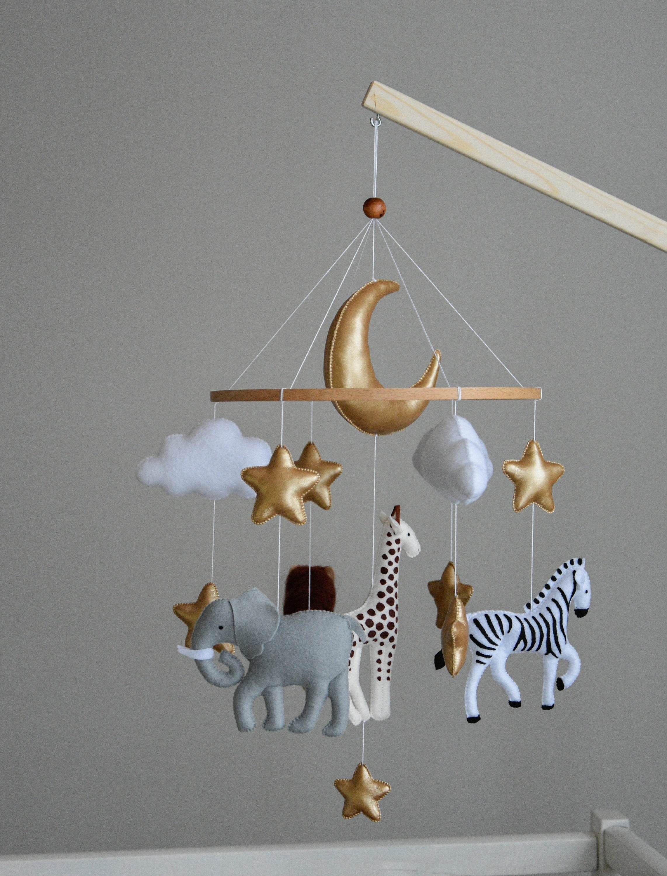 Safari mobile with giraffe, lion, elephant, moon, stars and clouds - Minidreams Decor
