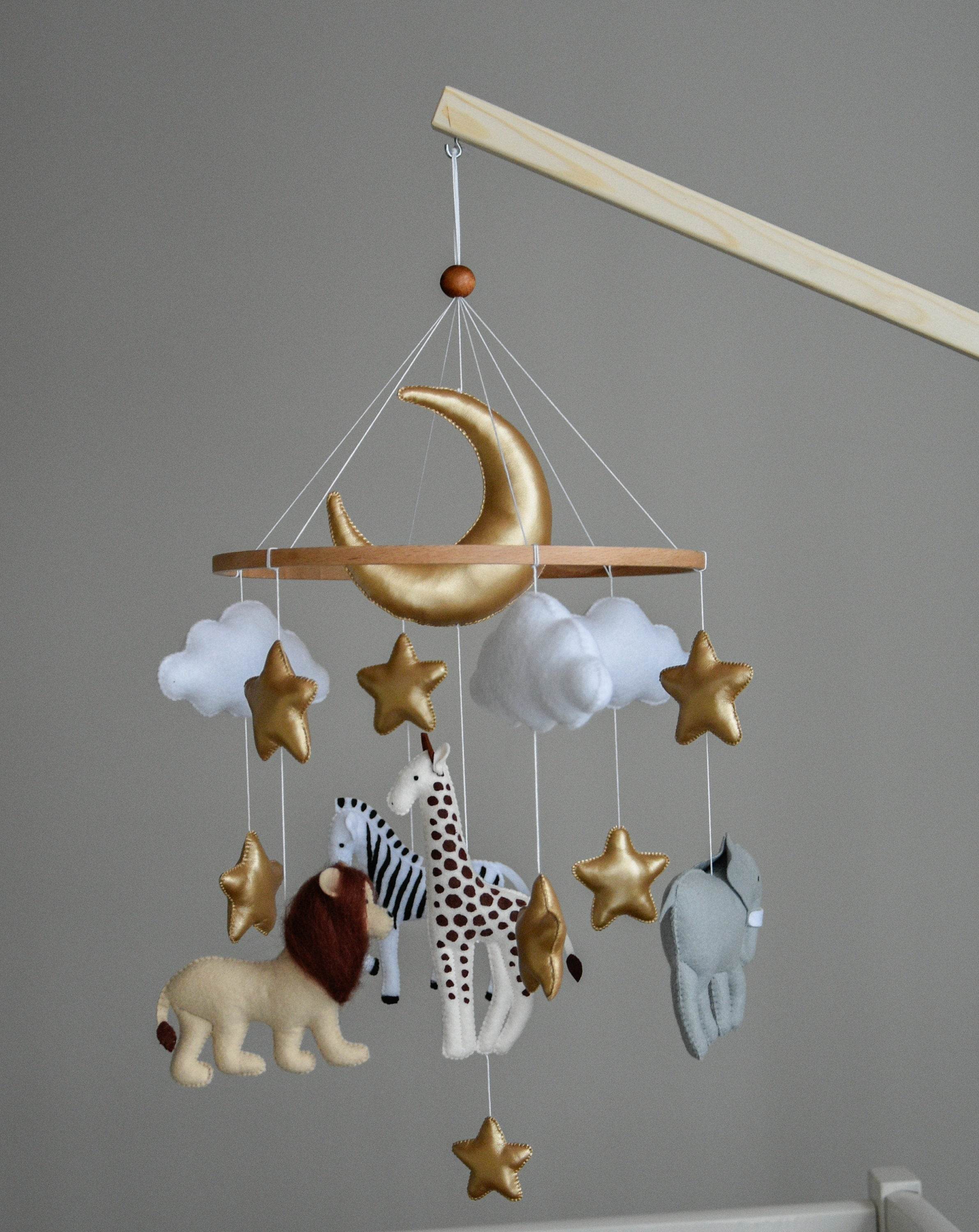 Safari mobile with giraffe, lion, elephant, moon, stars and clouds - Minidreams Decor