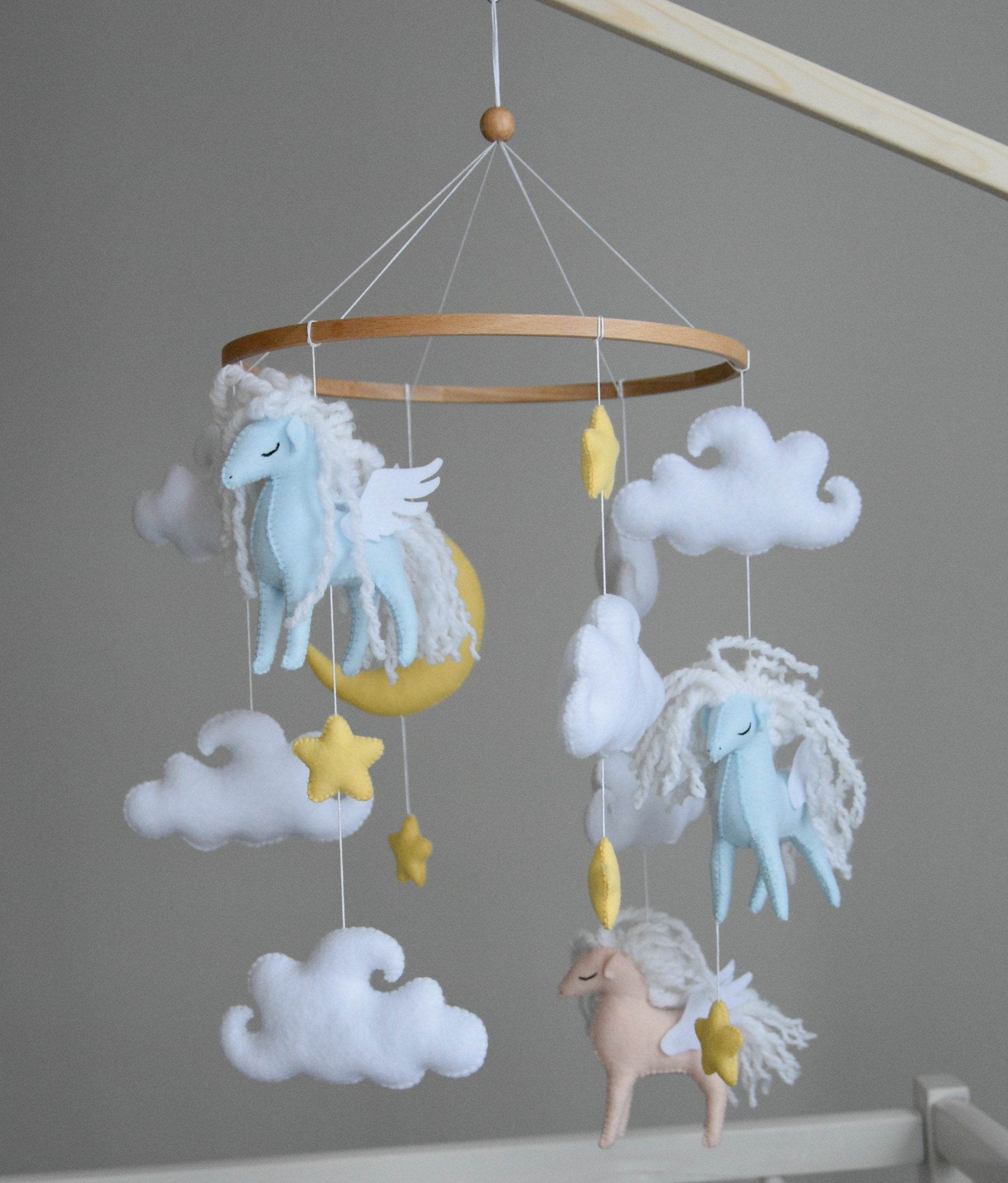 Horse mobile with clouds and pale yellow stars - Minidreams Decor