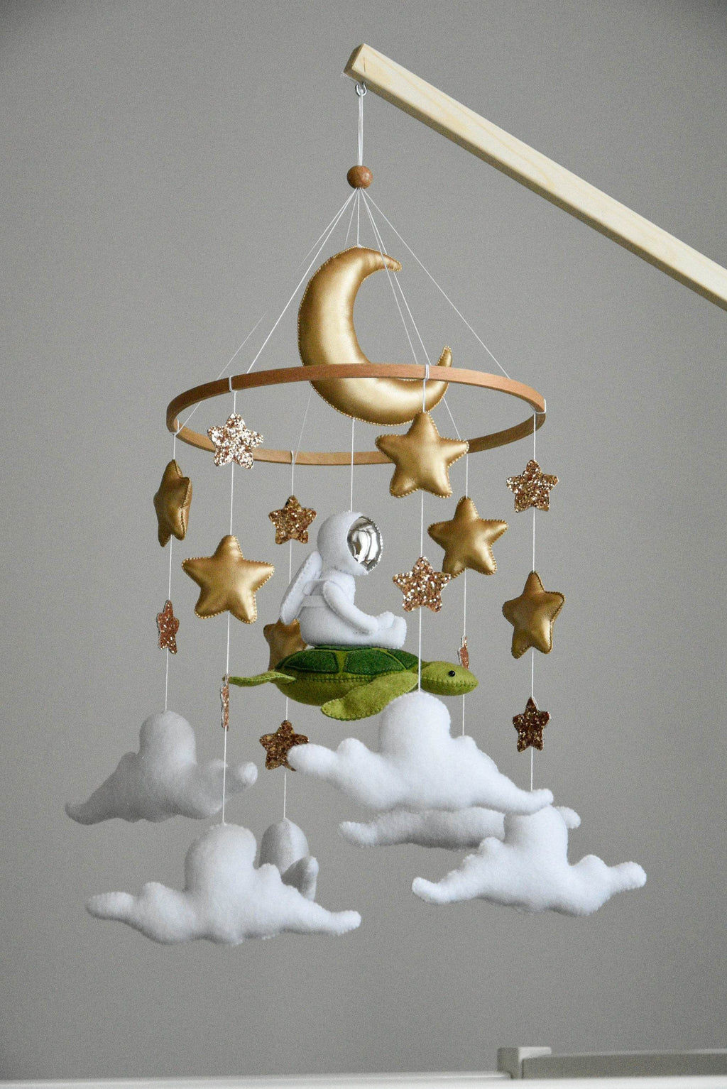 Mobile with astronaut, golden stars and moon, space style - Minidreams Decor