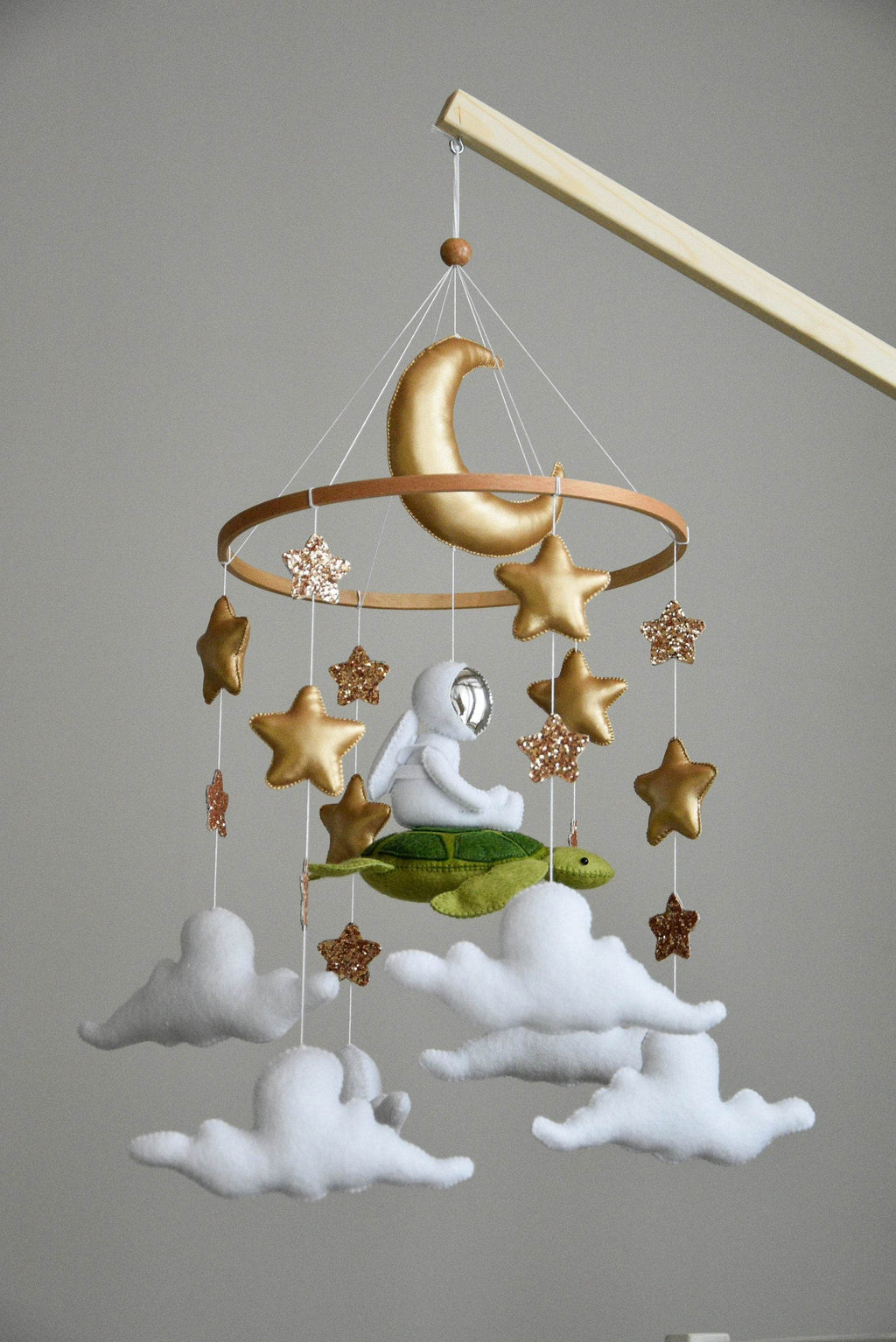 Mobile with astronaut, golden stars and moon, space style - Minidreams Decor