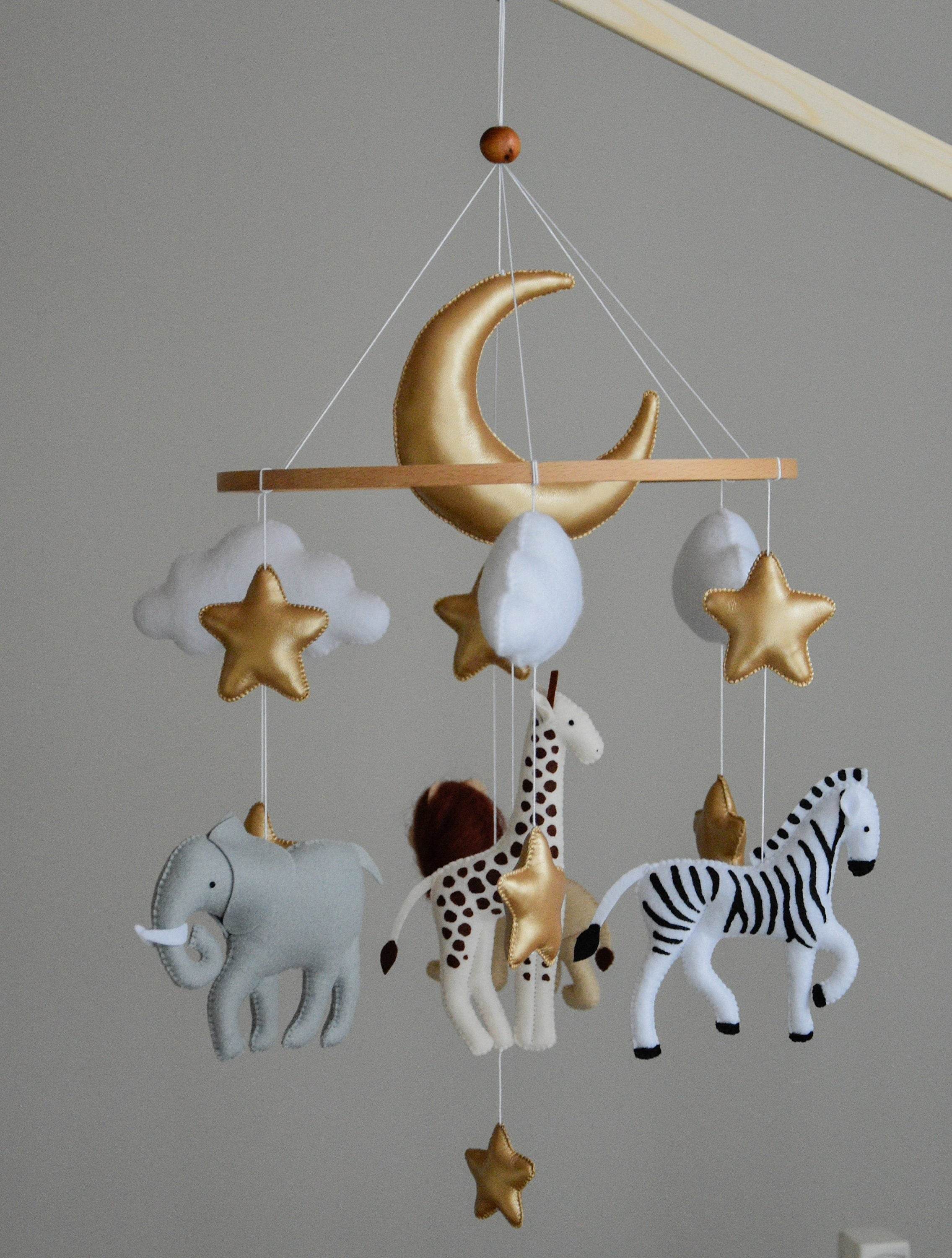 Safari mobile with giraffe, lion, elephant, moon, stars and clouds - Minidreams Decor