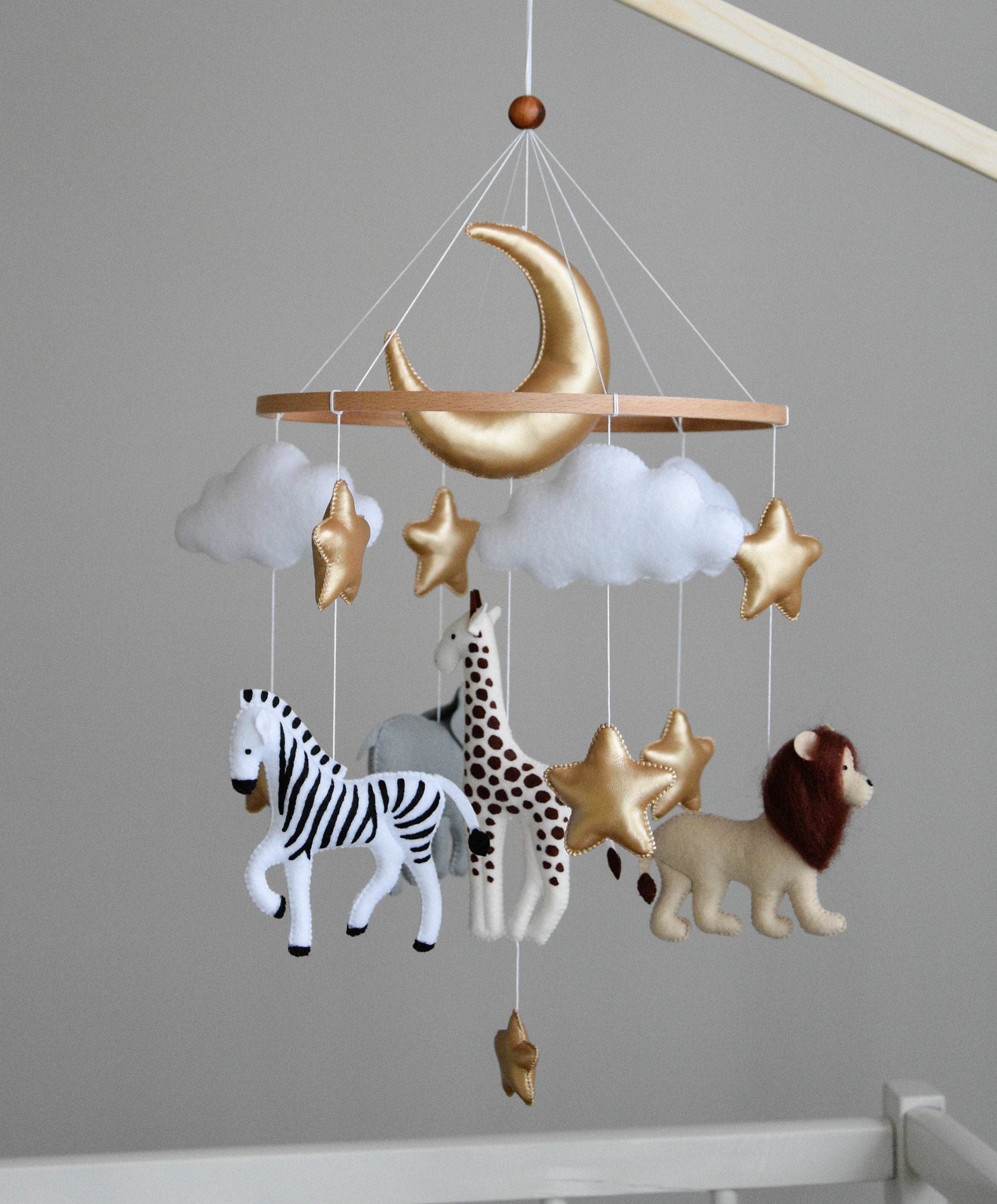 Safari mobile with giraffe, lion, elephant, moon, stars and clouds - Minidreams Decor