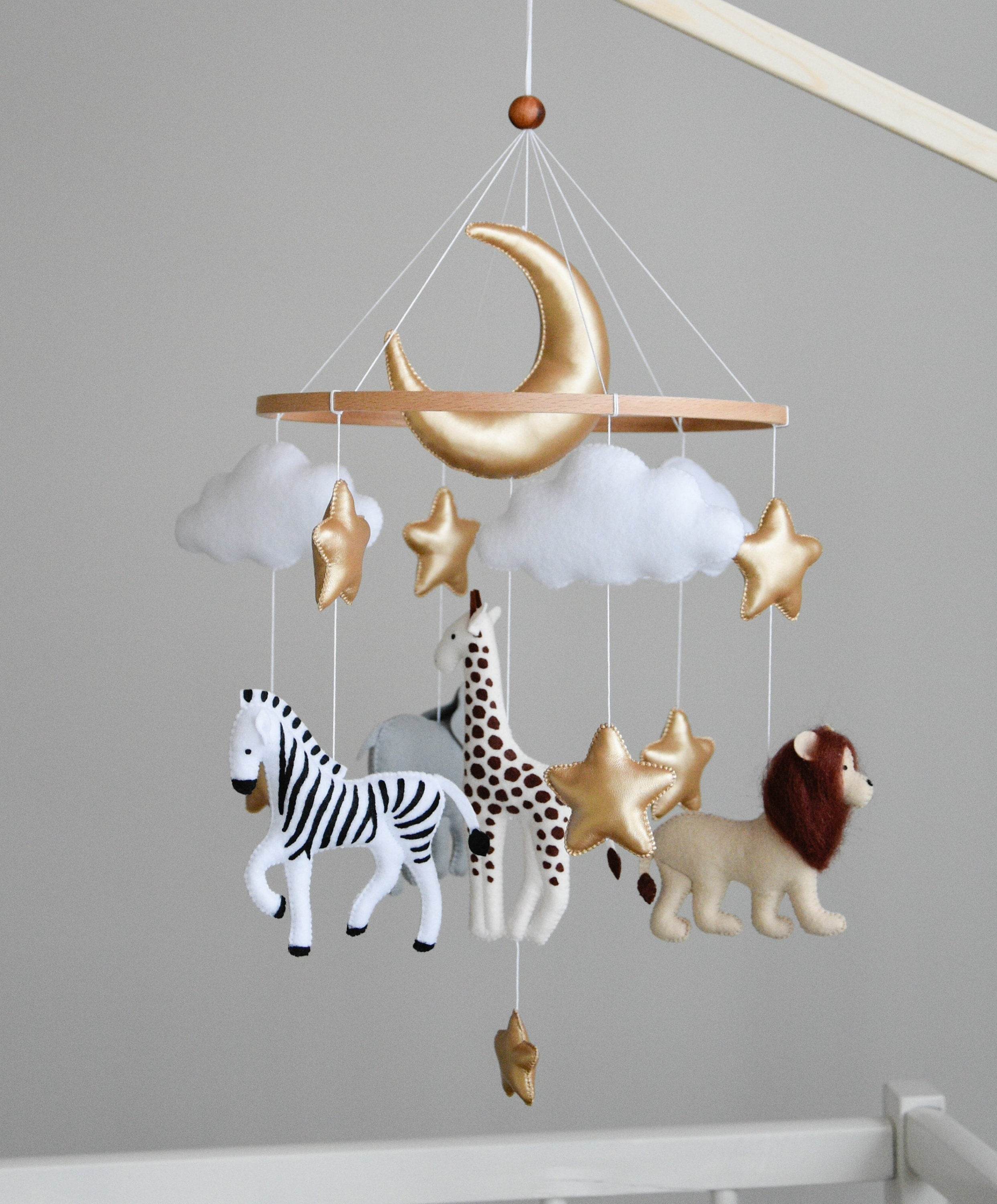 Safari mobile with giraffe, lion, elephant, moon, stars and clouds - Minidreams Decor